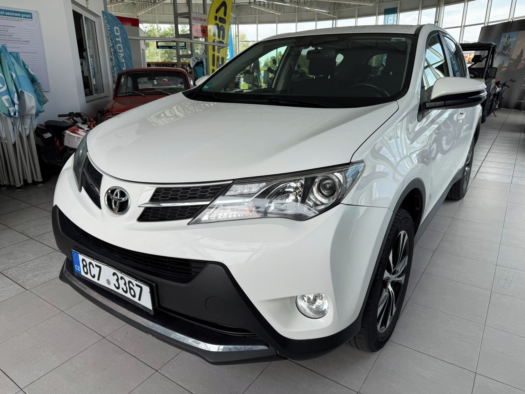 Toyota Rav4, 2.2 110 kW D-4D 4WD - fotka 3