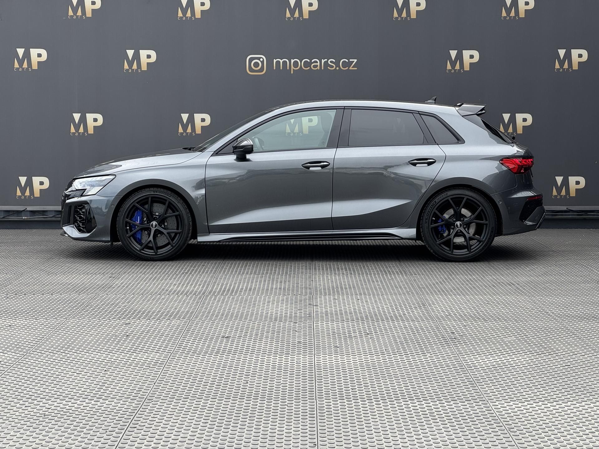 Audi RS3, 2.5TFSi 294kW Quattro, Matrix - fotka 5