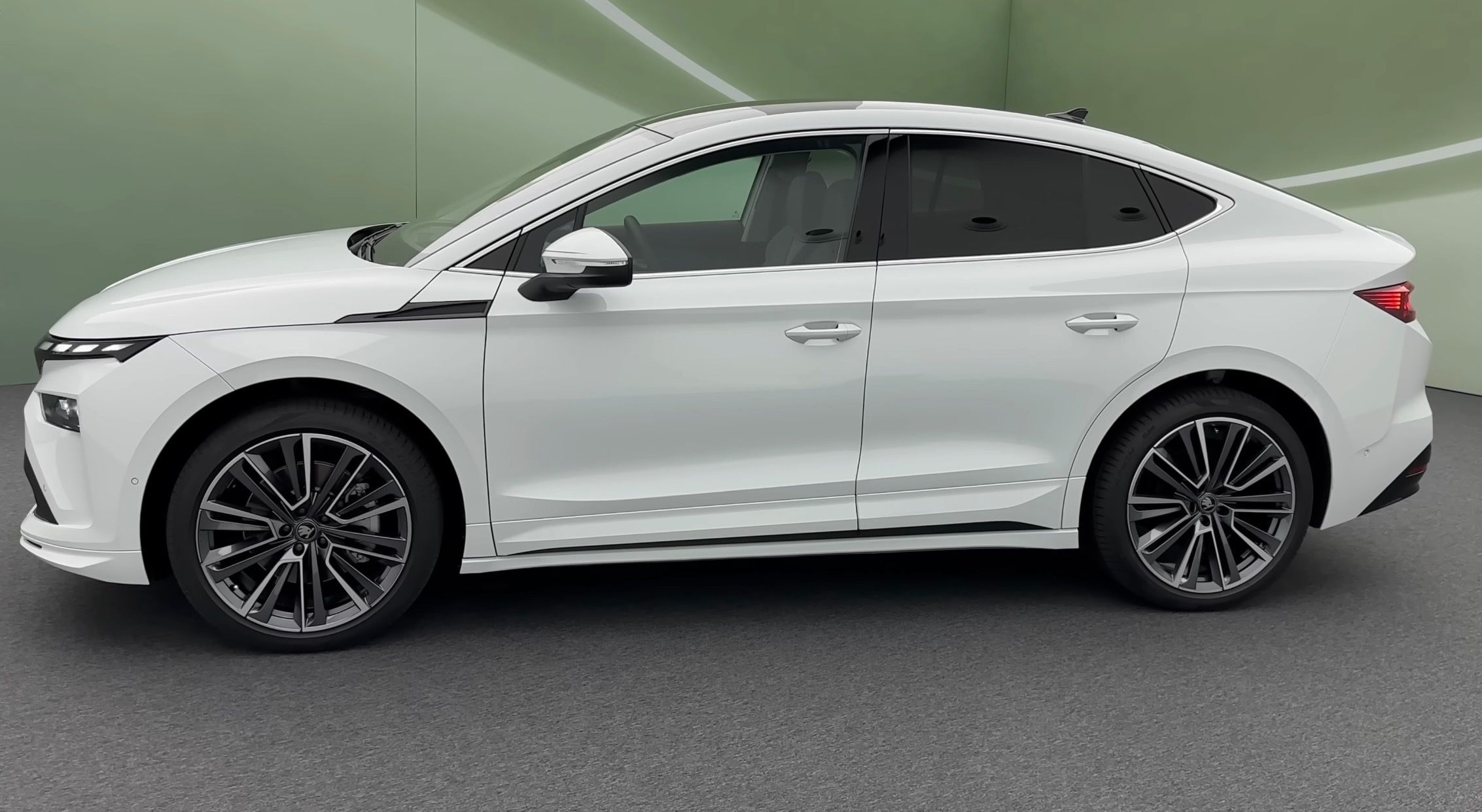 Škoda Enyaq Coupé - fotka 2