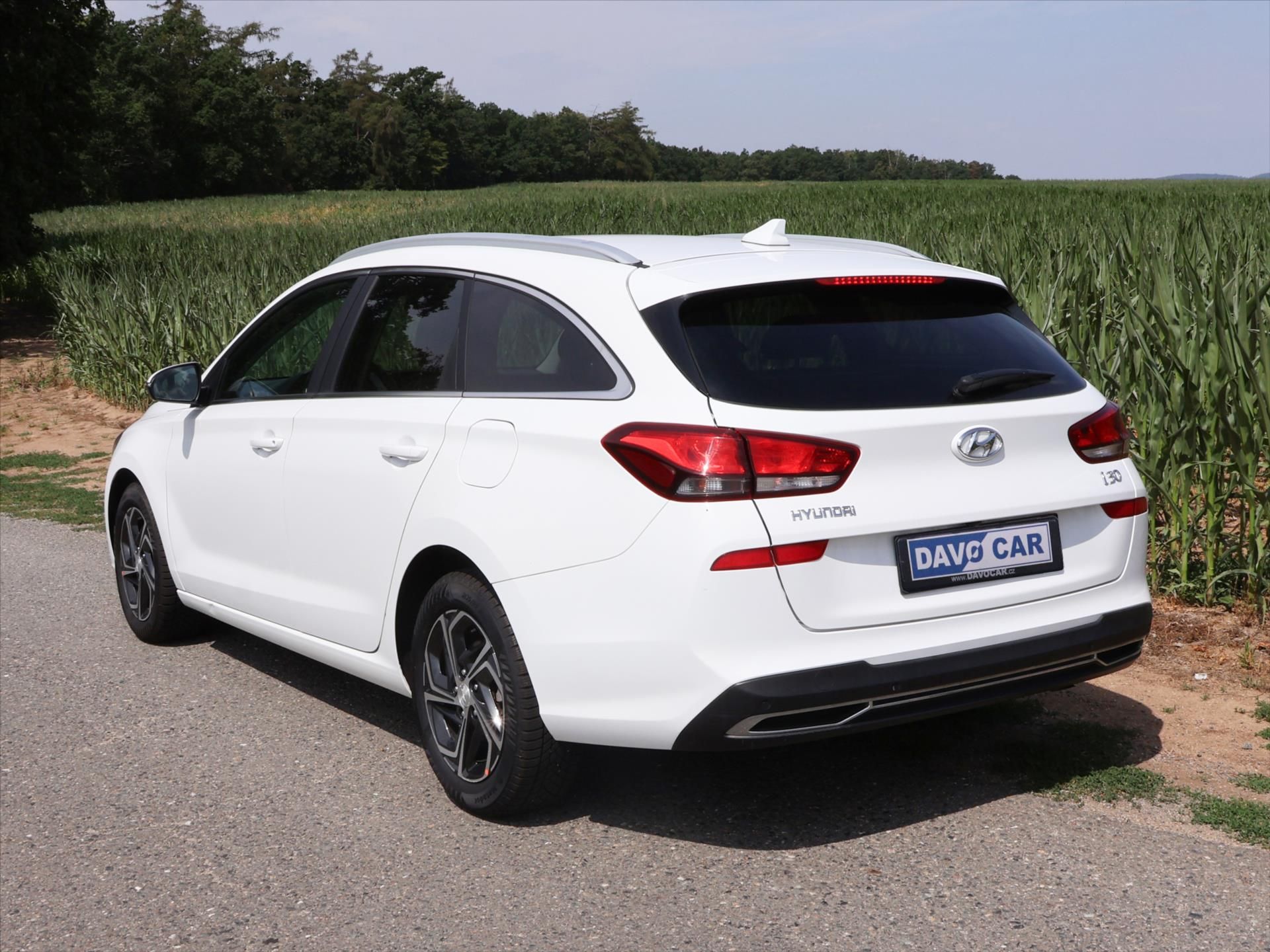 Hyundai i30, 1,0 T-GDI 88kW Smart 1.Maj DPH - fotka 5