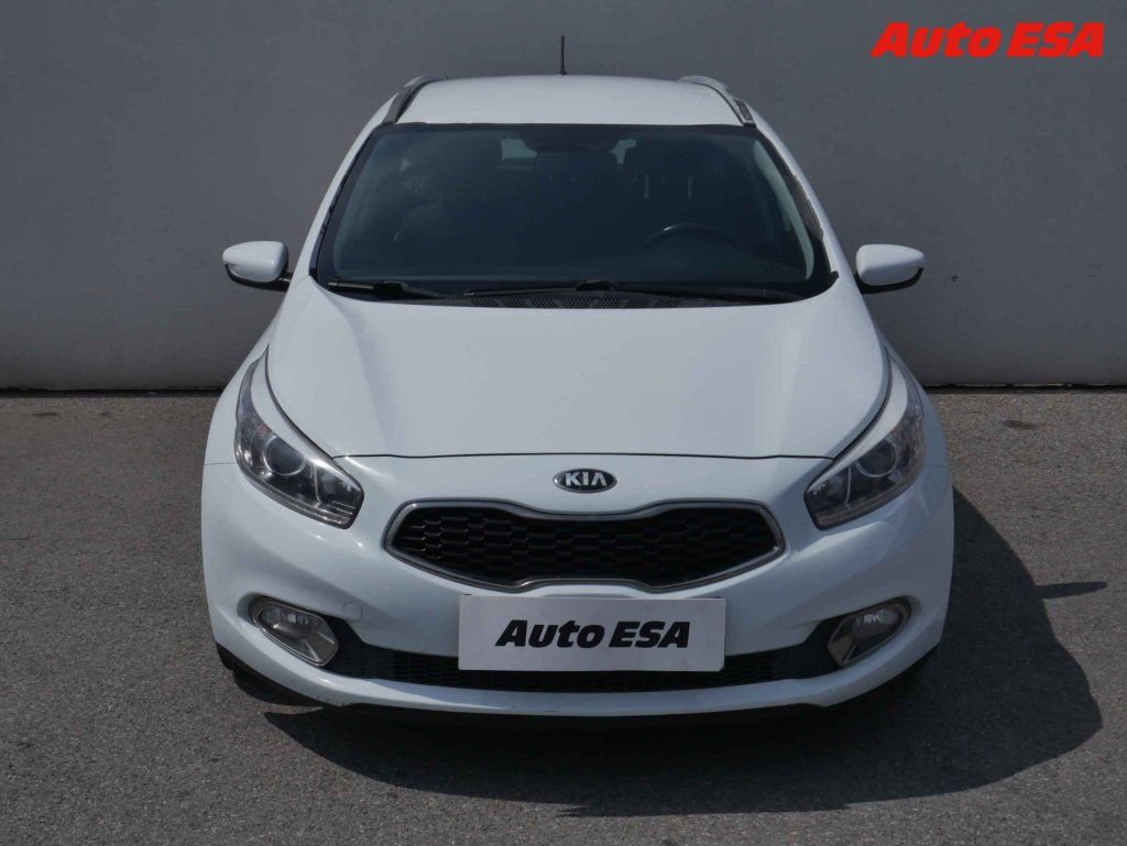 Kia Cee´d, 1.6 CRDI,ČR,AC,temp - fotka 2