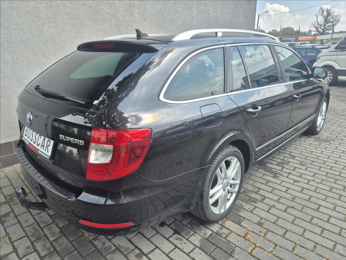 Škoda Superb, 2,0 TDI 125Kw DSG 4x4 Exclusiv - fotka 6