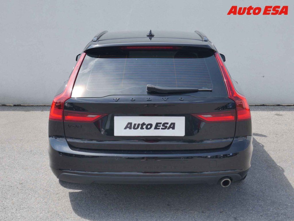 Volvo V90, 2.0 D,Momentum - fotka 5