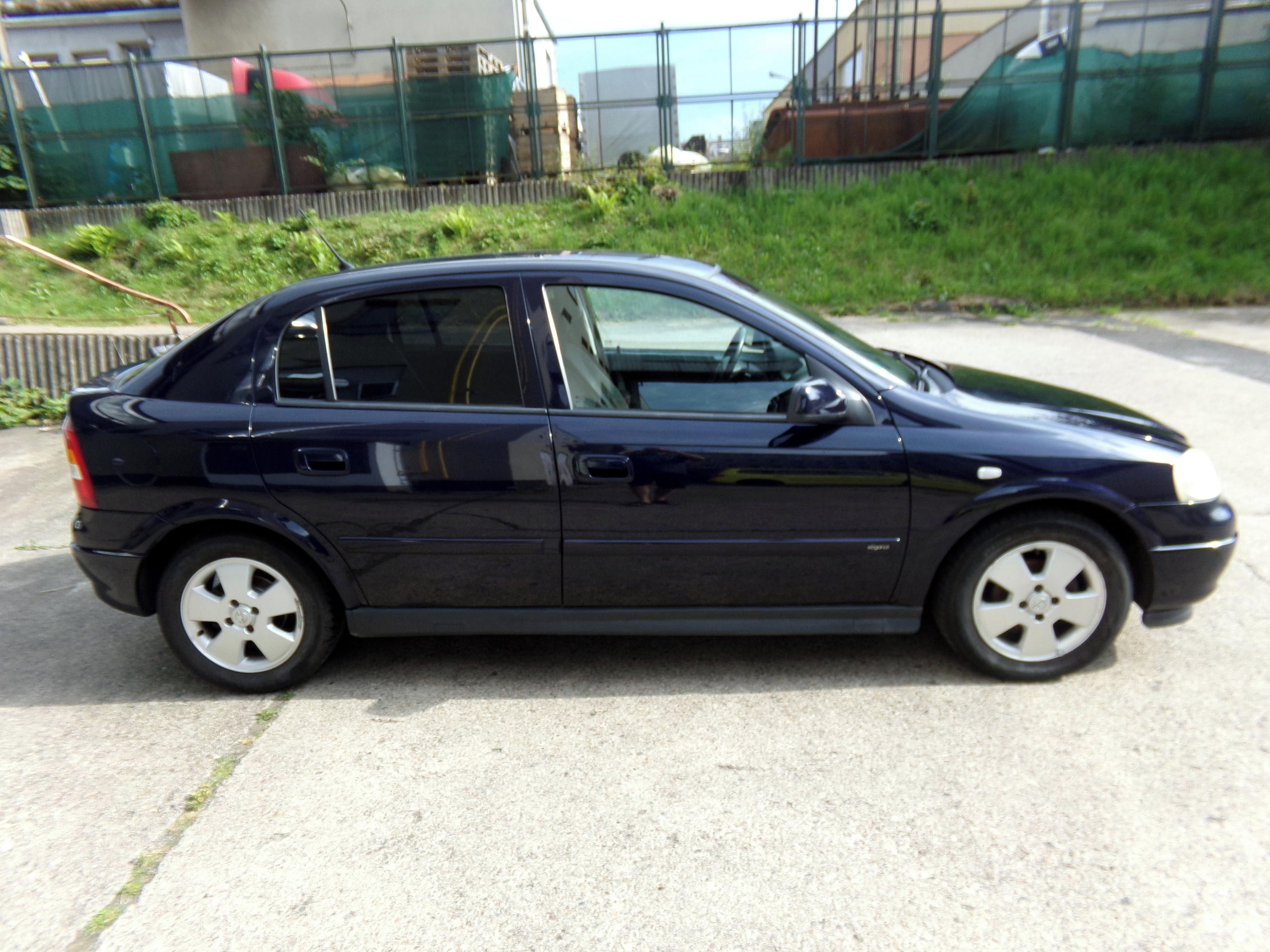 Opel Astra, 1.6 16V ELEGANCE - fotka 4
