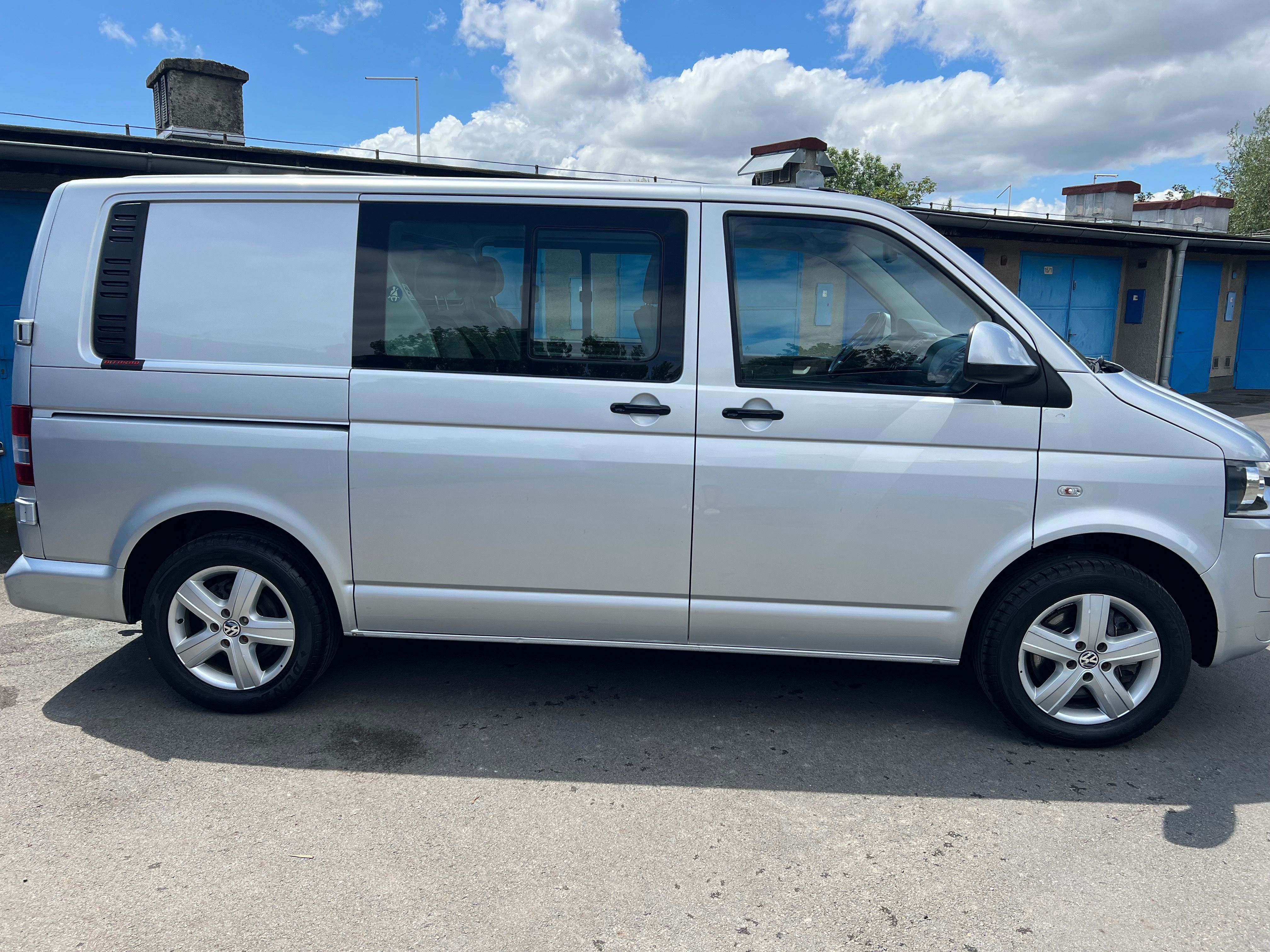 Volkswagen Transporter, 2.0TDi DSG 4x4 tazne. Klima - fotka 5