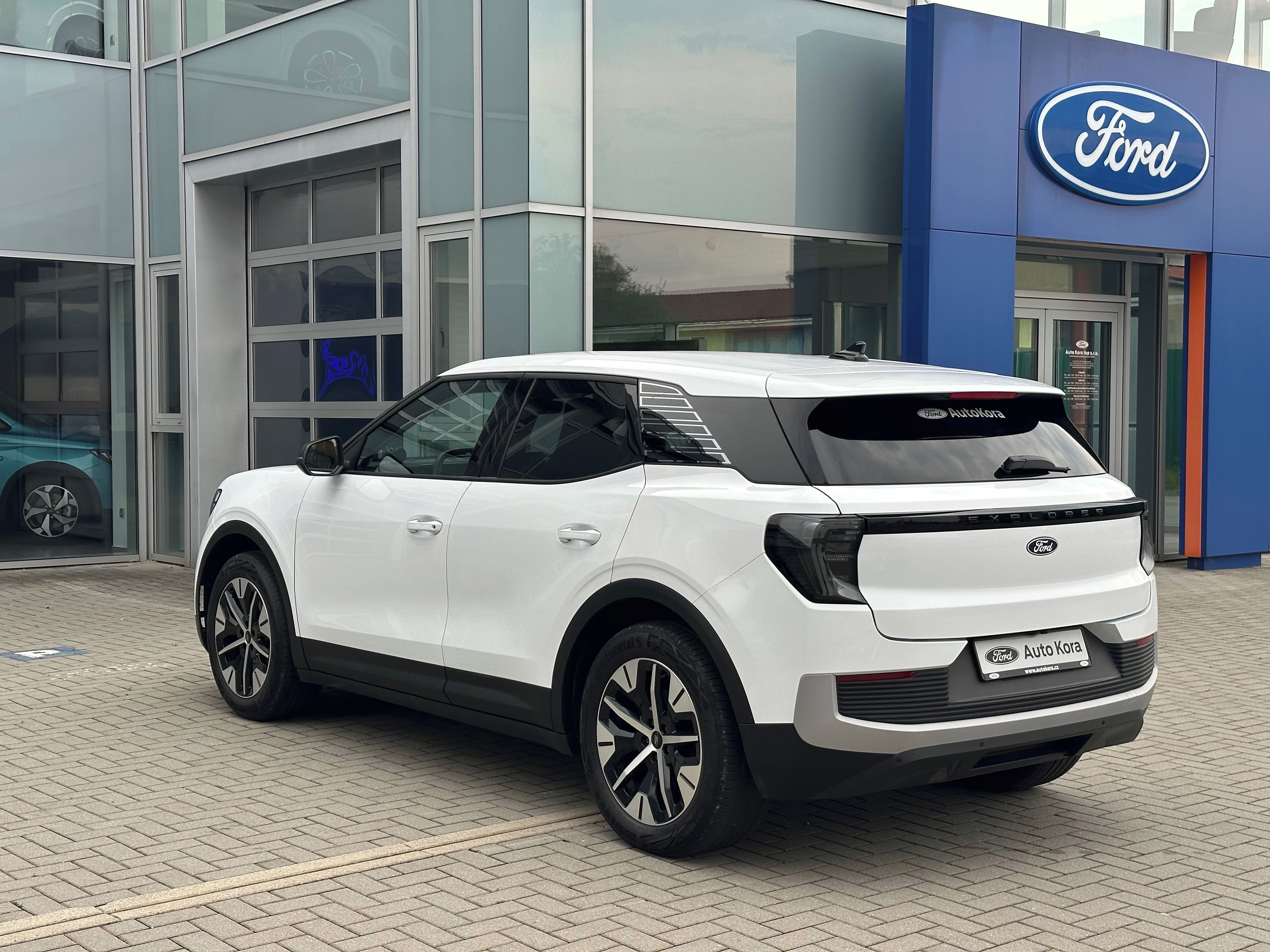 Ford Explorer, EL 77kWh 2025 ČR Dealer FORD - fotka 6