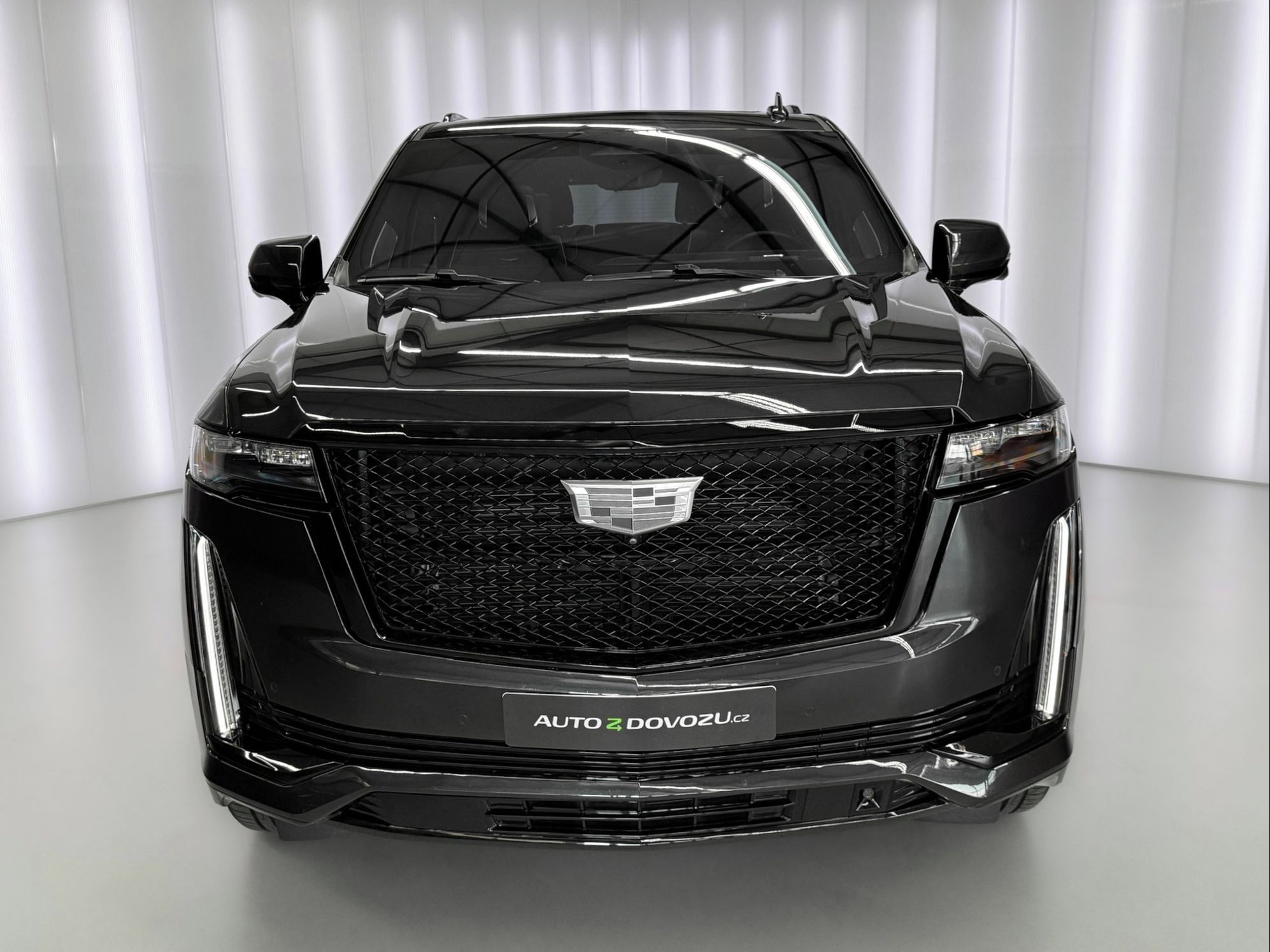 Cadillac Escalade, 6.2 V8 AWD ESV SPORT PLATINUM, - fotka 3