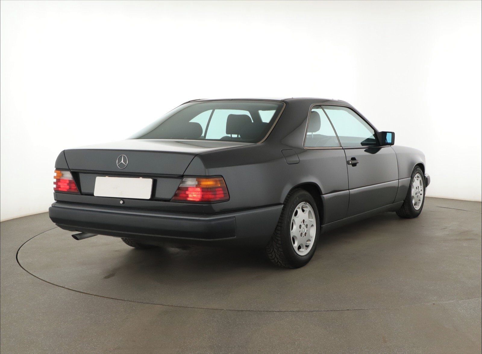 Mercedes-Benz Třídy E, 230 CE, Automat, ČR,1.maj - fotka 5