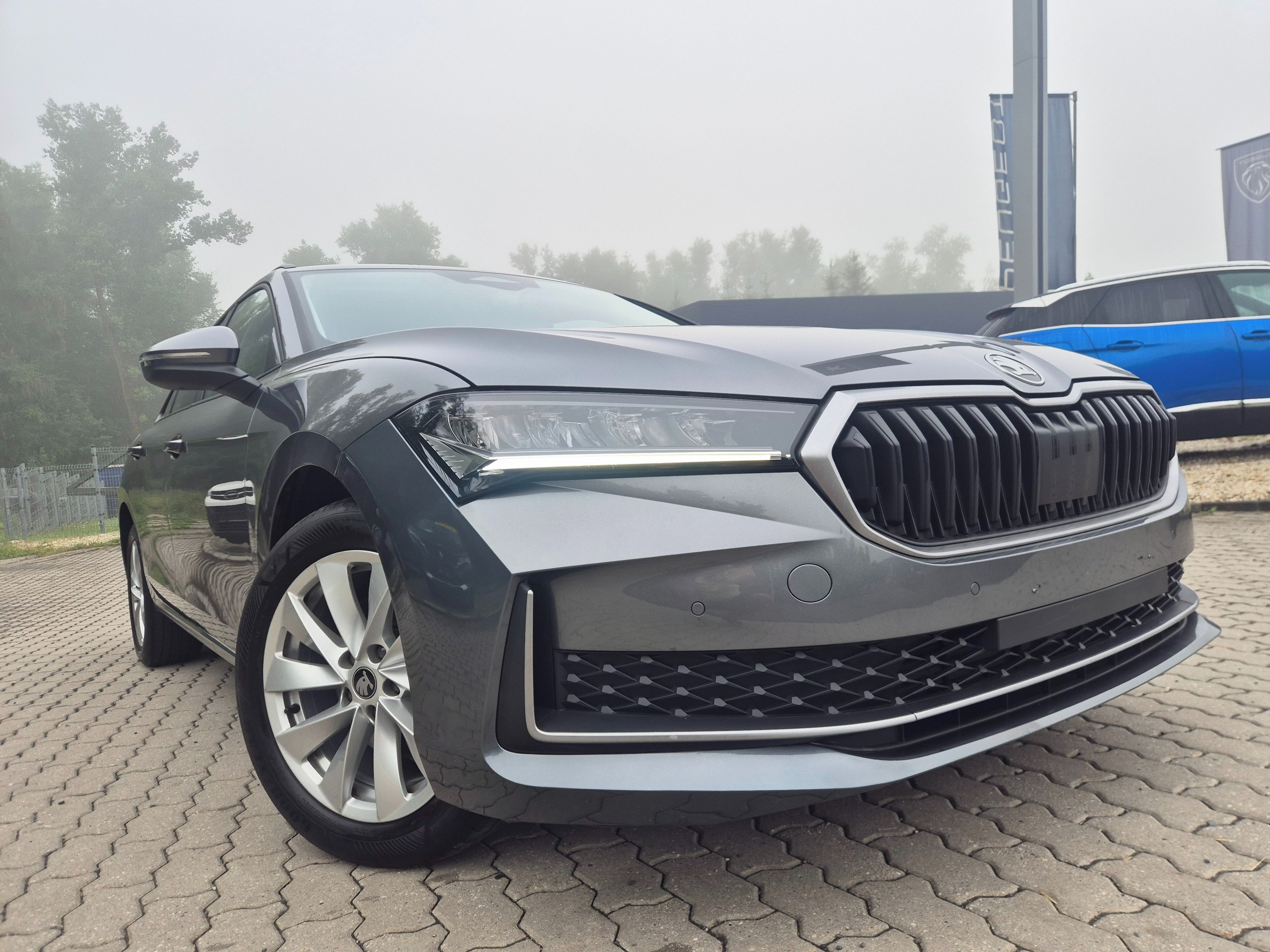 Škoda Superb, STAV NOVEHO VOZU - fotka 2
