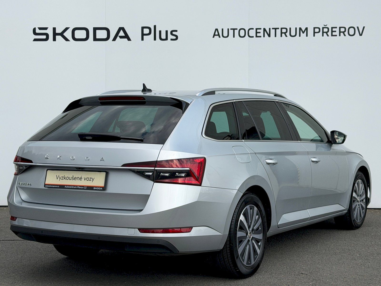 Škoda Superb, 2.0TDI 110kW DSG Style - fotka 2
