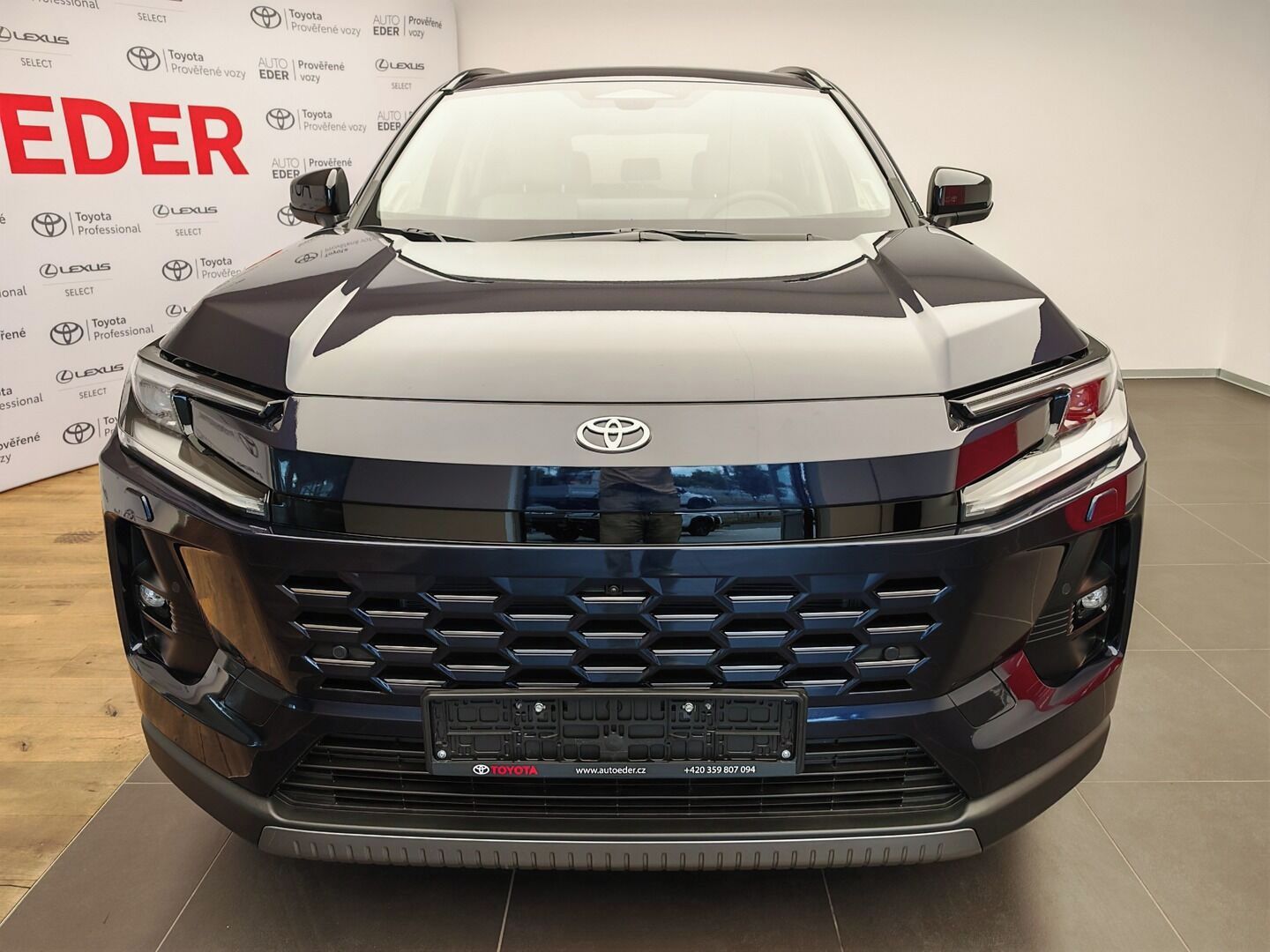 Toyota Rav4, 2.5 Hybrid e-CVT 4x4 Executive - fotka 2
