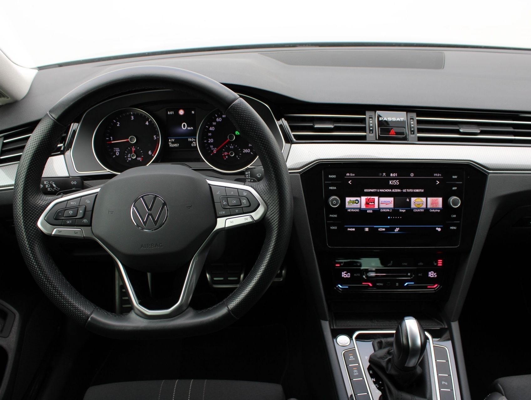 Volkswagen Passat, 2.0 TDI DSG 147kW WEBASTO - fotka 5