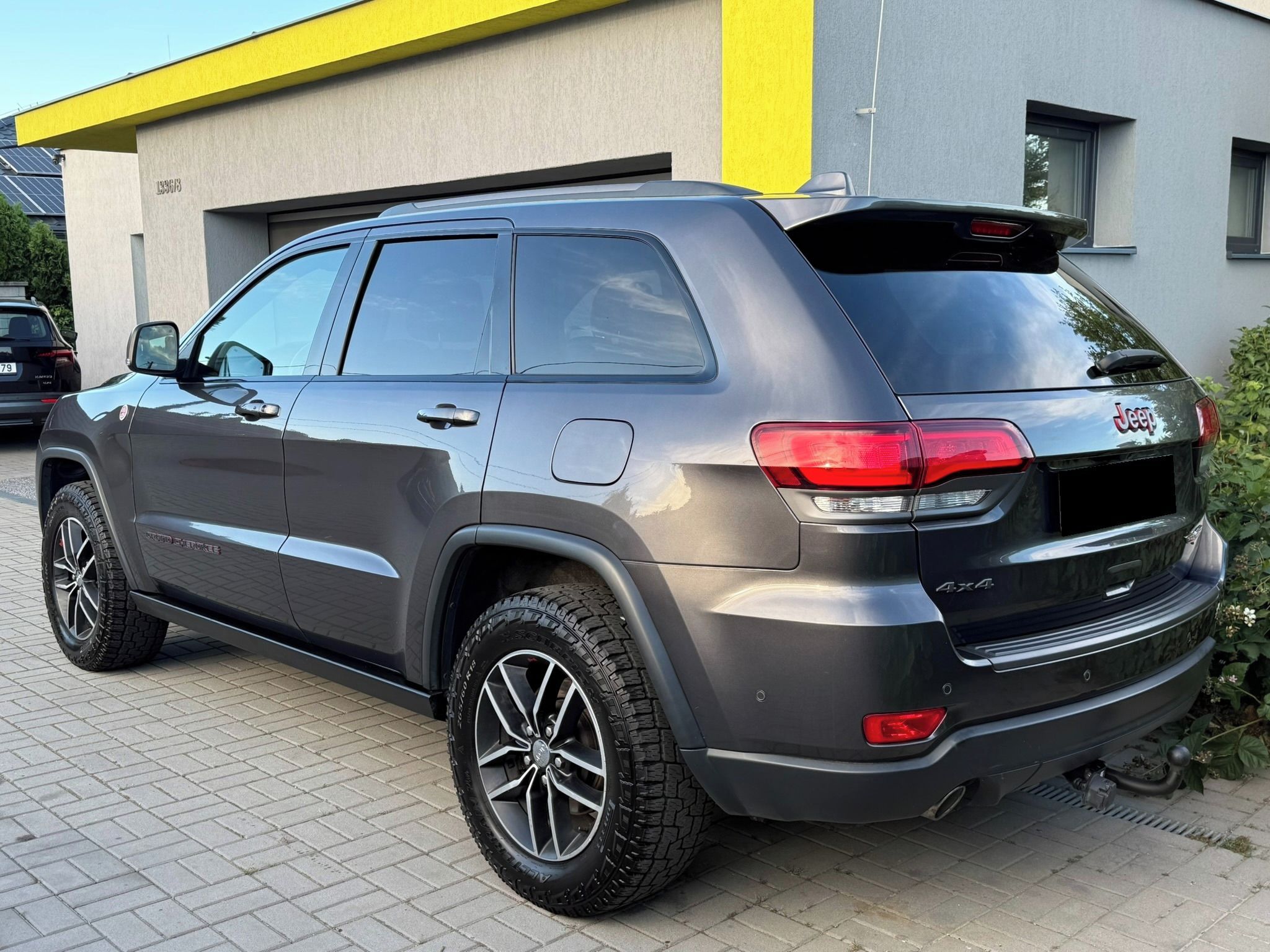 Jeep Grand Cherokee, 3.0CRDi TRAILHAWK! ZAK V ČR!! - fotka 2