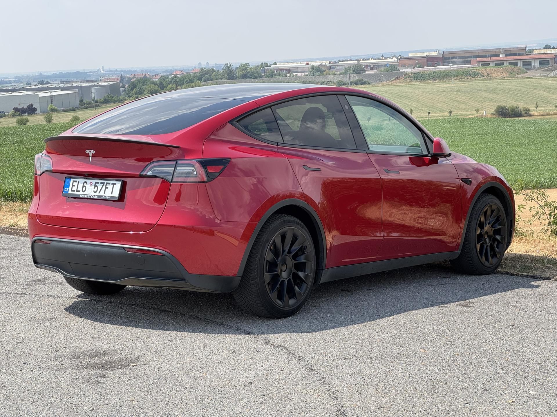 Tesla Model Y, Standard Range LFP SOH 91% - fotka 4