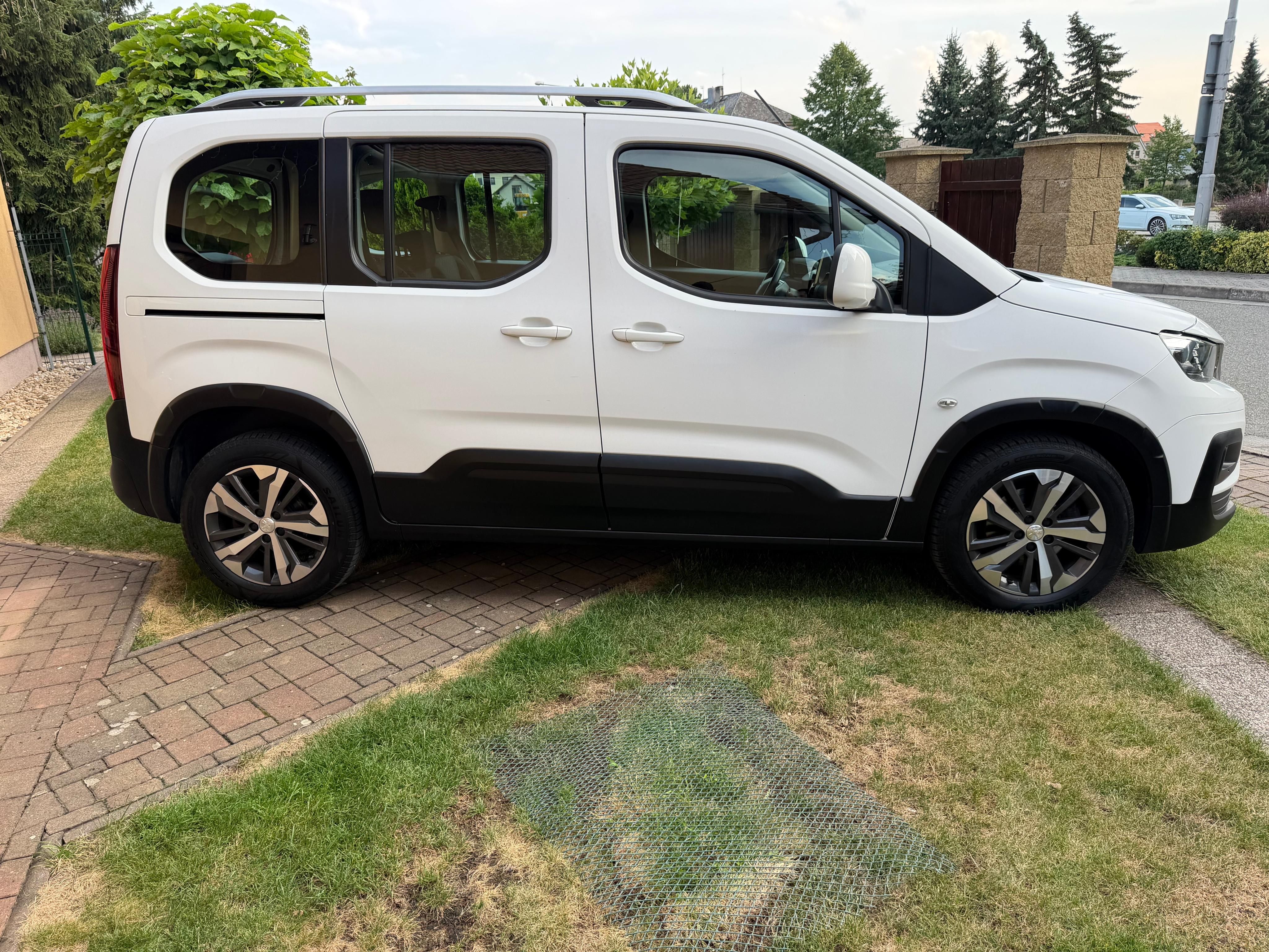 Peugeot Rifter, Allure 1.2 | 1.majitel - fotka 3