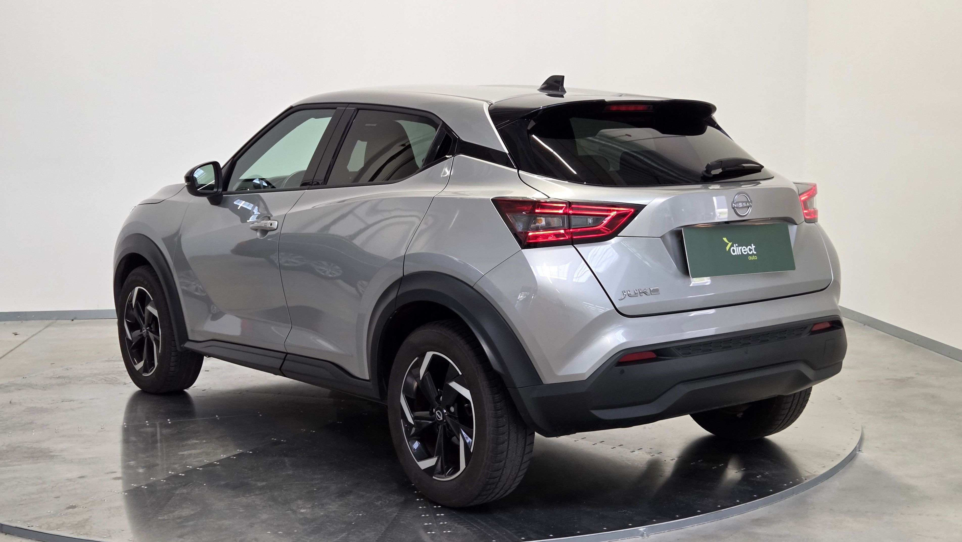 Nissan Juke, 1.0 DIG-T 84 kW N-Connecta - fotka 3