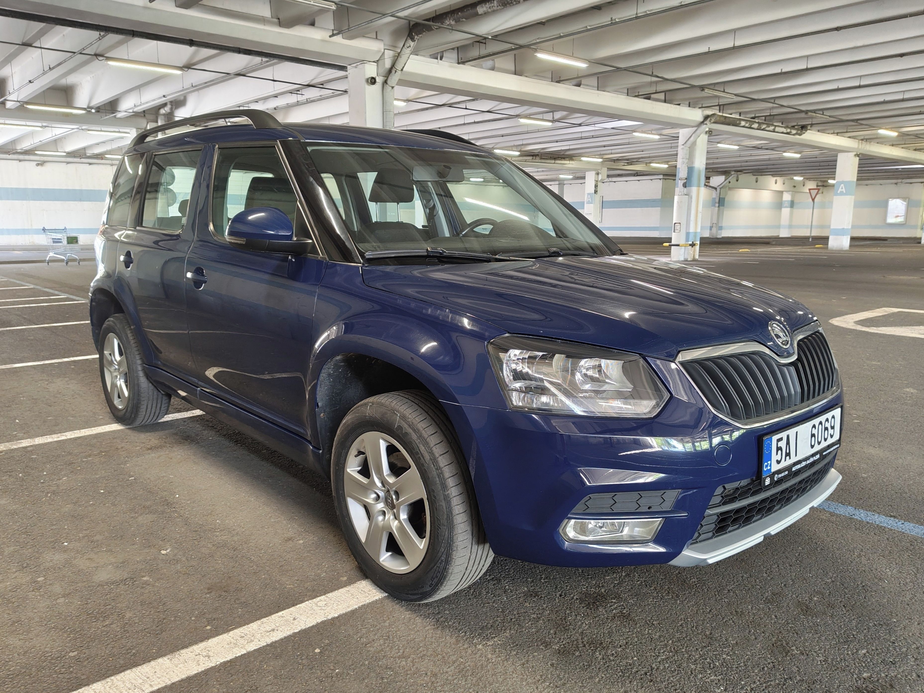 Škoda Yeti, 2.0 TDi,1.maj,nové v ČR,DPH - fotka 3