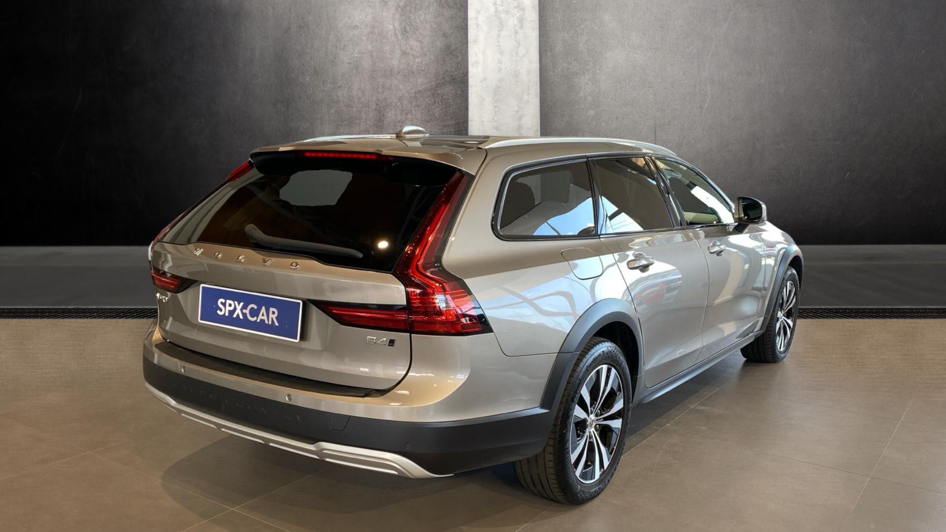 Volvo V90, Cross Country Pro, B4 AWD, 145 - fotka 3