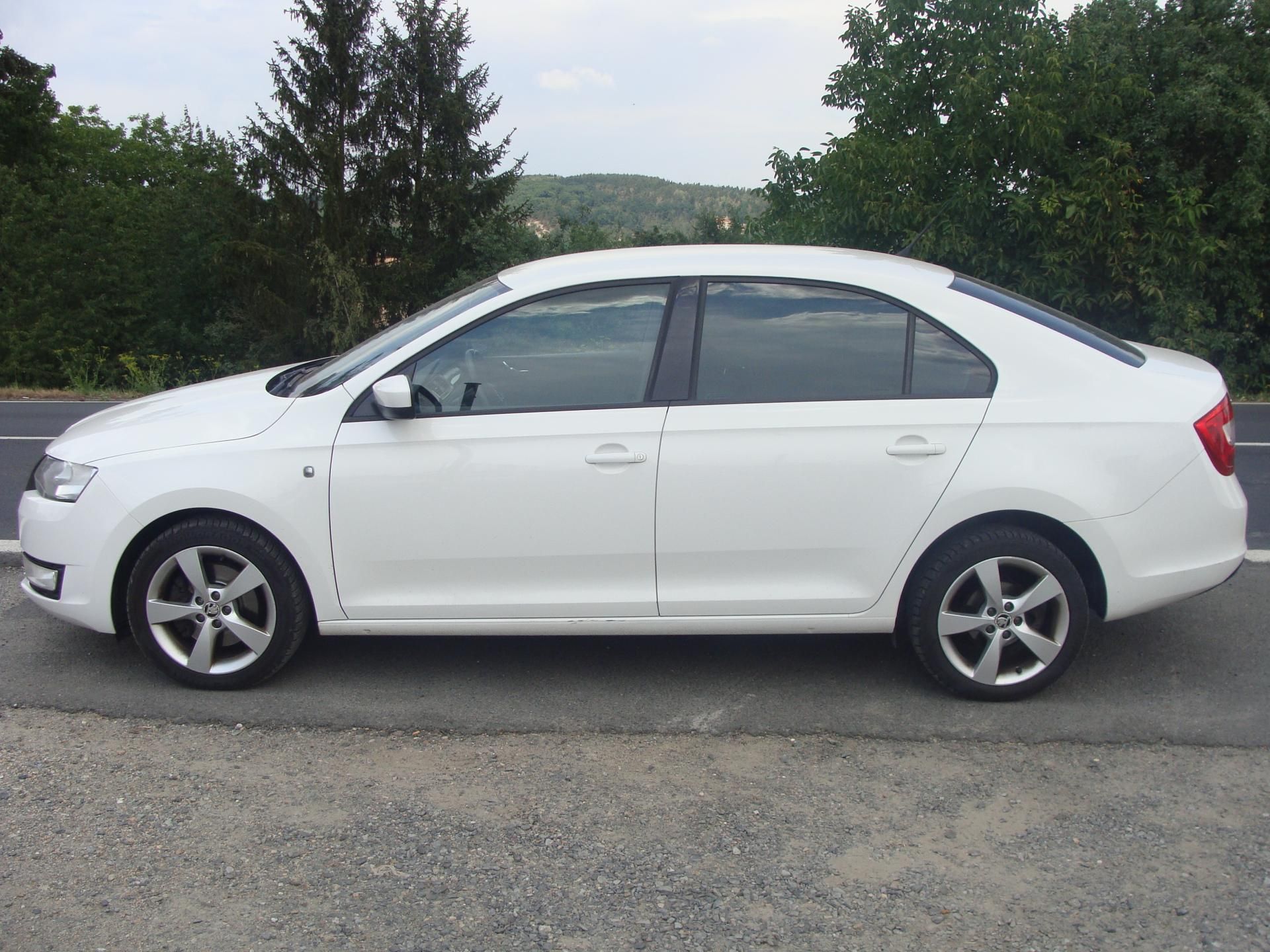 Škoda Rapid, 1.2 TSi Ambiente, koupeno v ČR - fotka 3