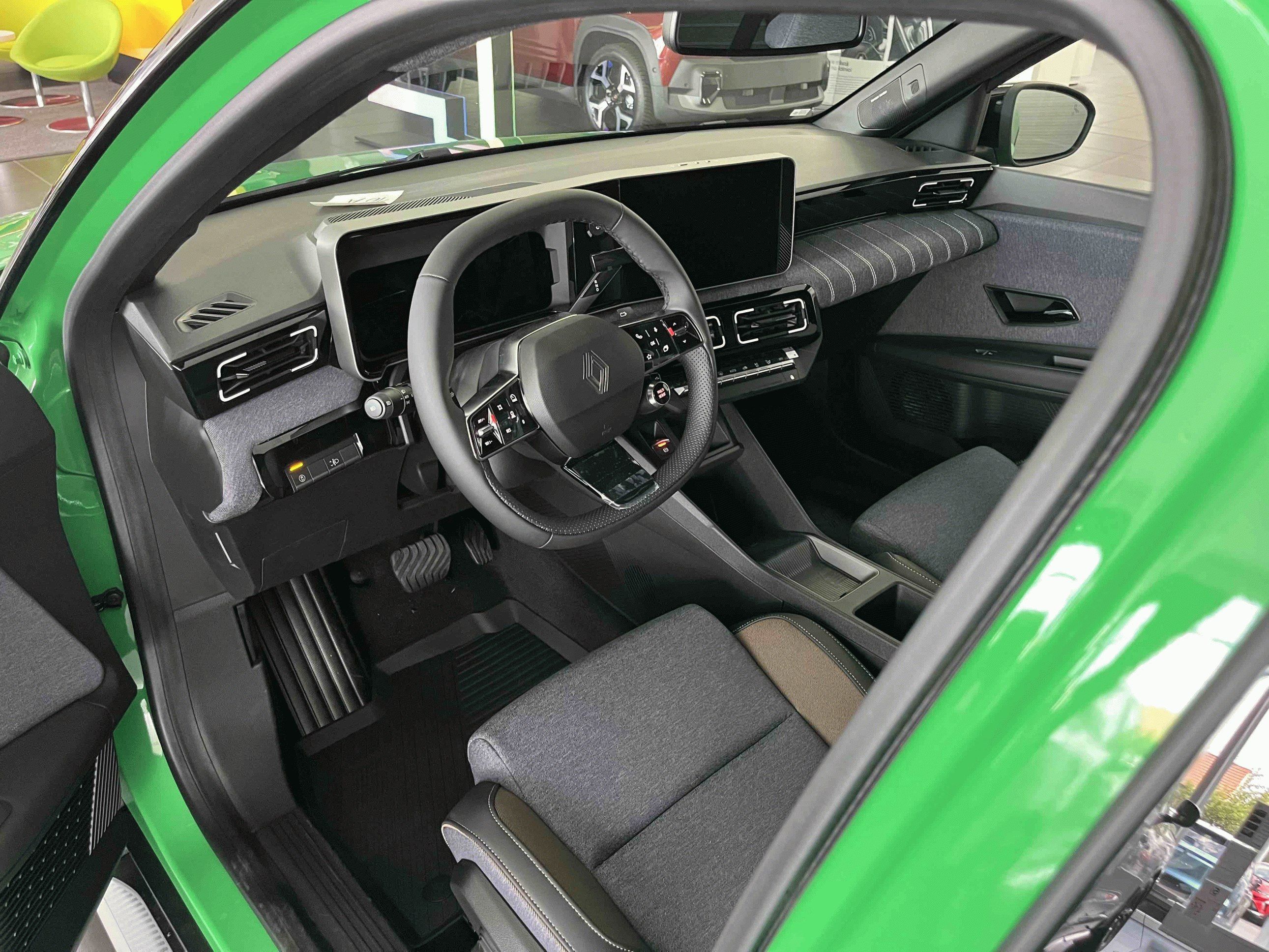 Renault R5, techno 150 k comfort range - fotka 4