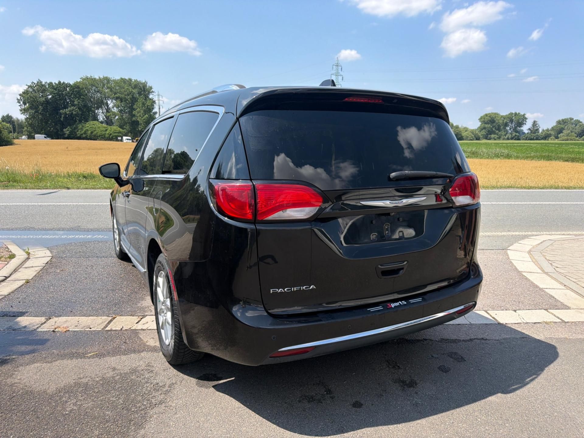 Chrysler Pacifica, 3,6 Touring L Kůže 2019 - fotka 5