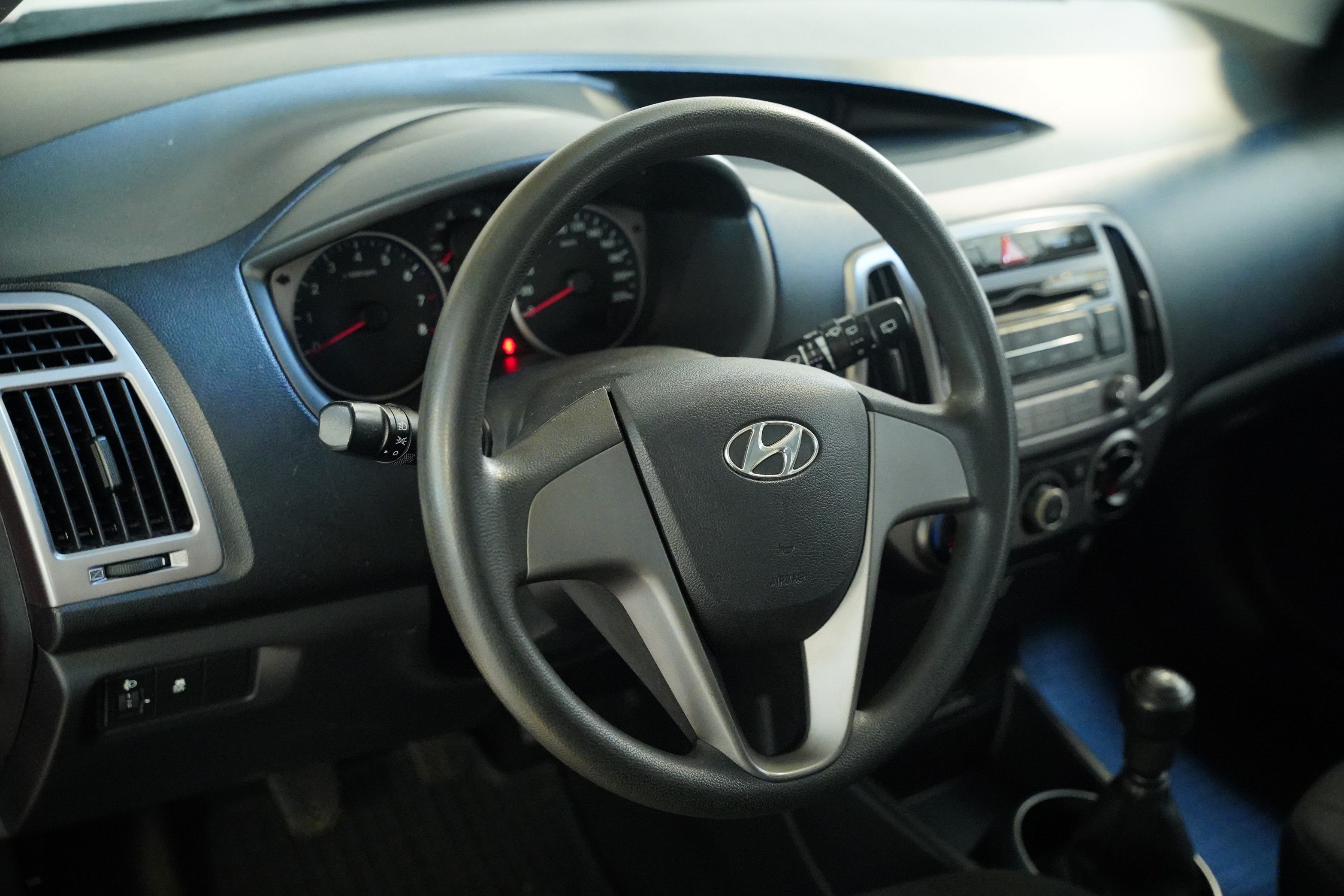Hyundai i20, 1.3 63 kW - fotka 5