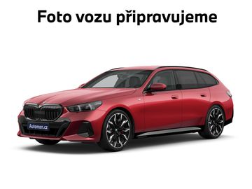 540d M|4x4|Tažné|Nezávislé|LED