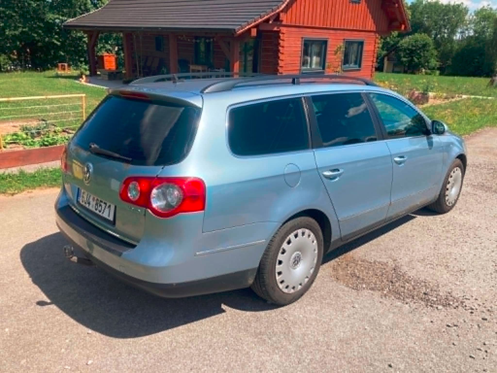 Volkswagen Passat, 2.0 TDI 103 kW | Tažné - fotka 5