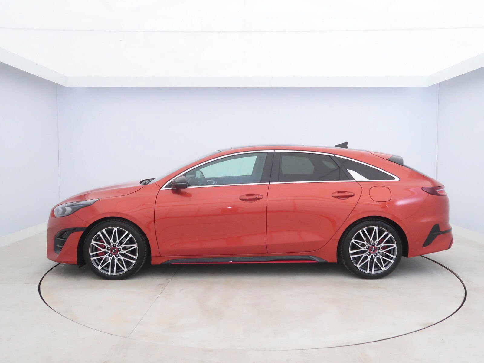 Kia ProCeed, GT 1.6 T-GDI, Automat - fotka 3