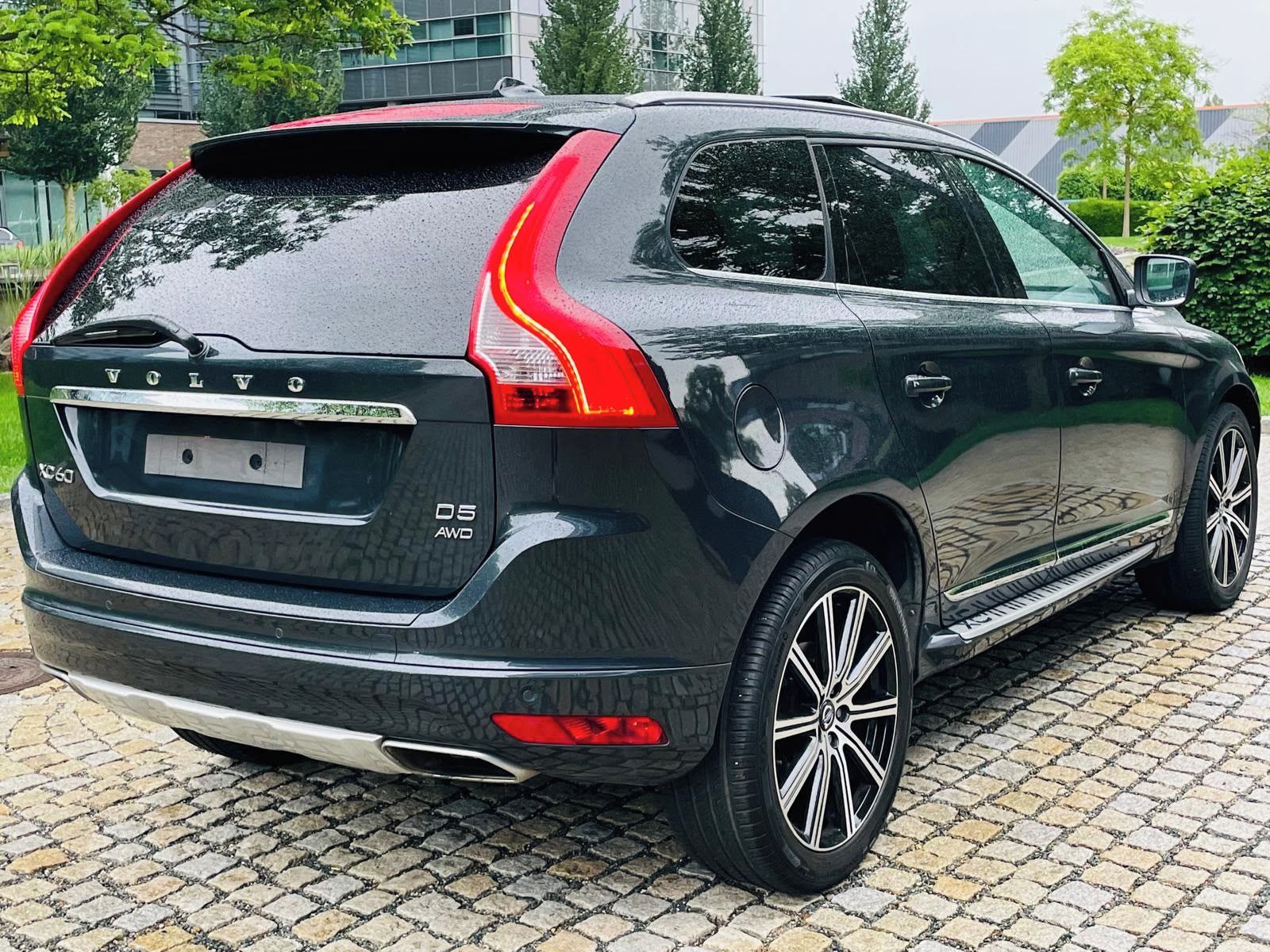 Volvo XC60, Volvo XC60 D5 AWD 169kW - fotka 2