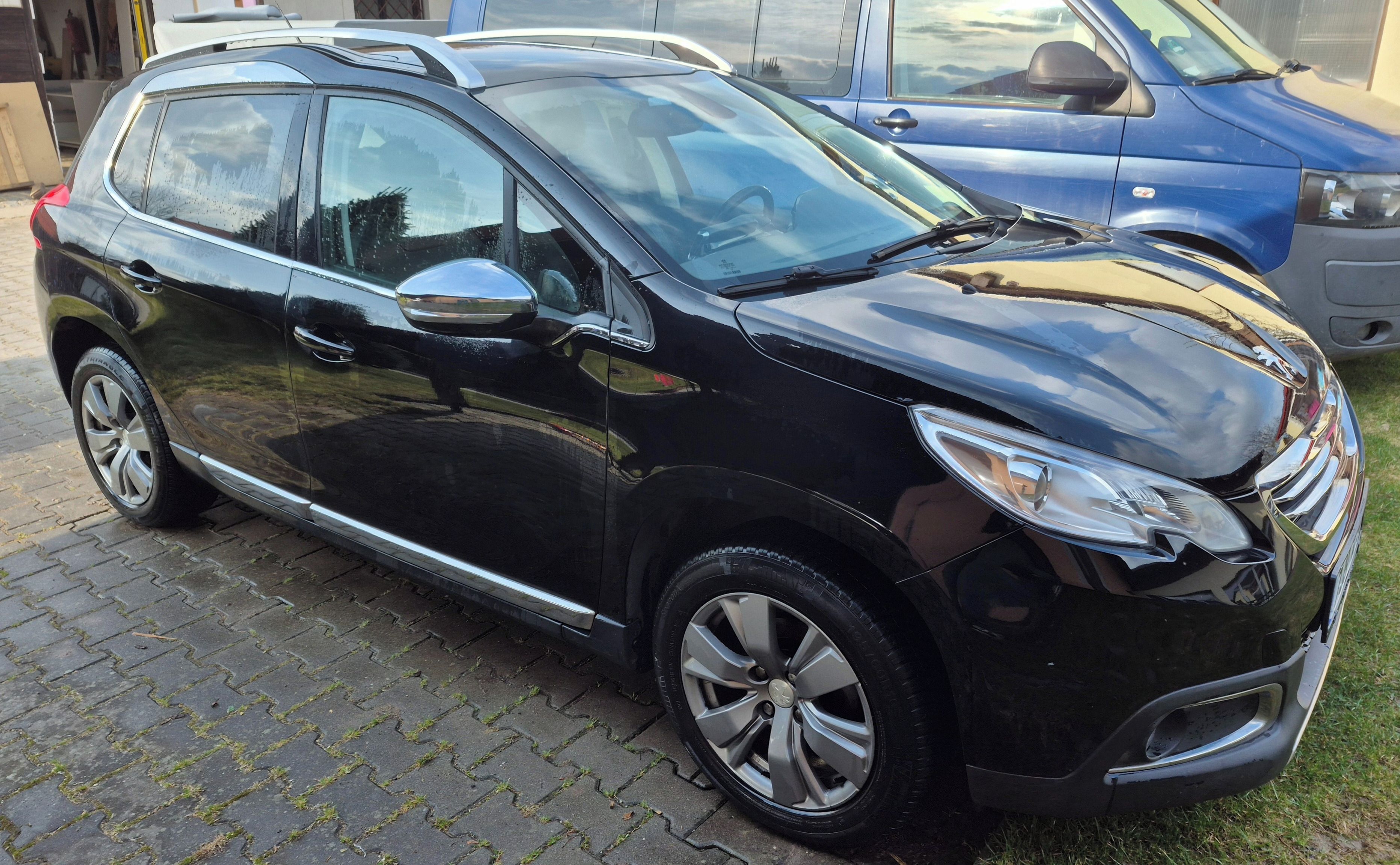 Peugeot 2008, Prodám Peugeot 2008, nová stk - fotka 3
