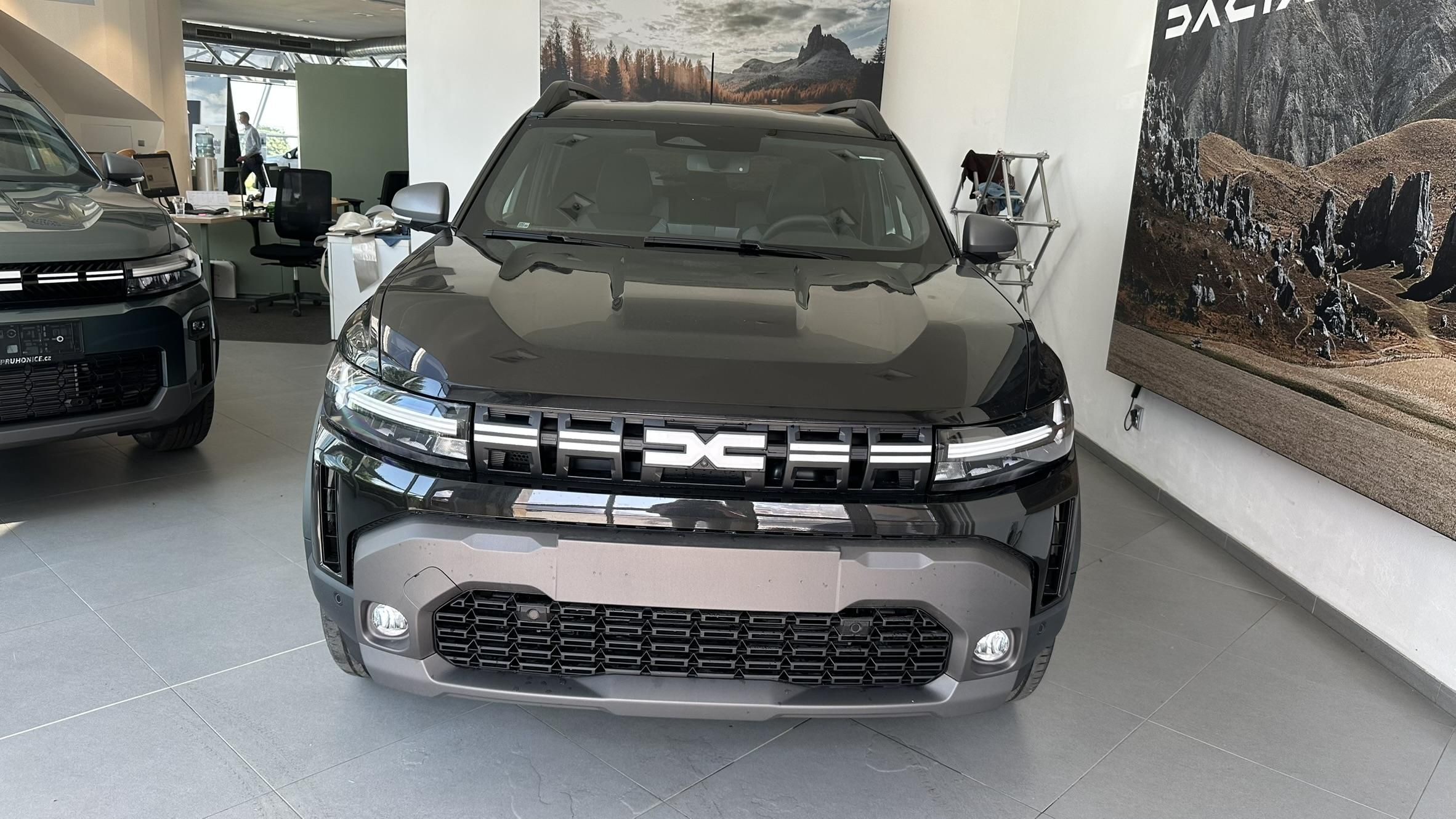 Dacia Duster, Journey Eco-G 120 auto - fotka 4