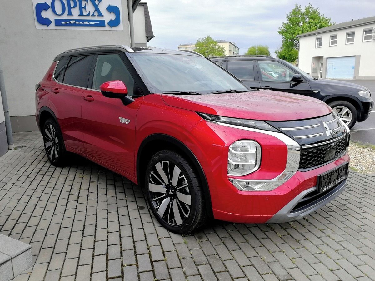 Mitsubishi Outlander, 2.4PHEV INSTYLE+ 8LET záruka - fotka 3