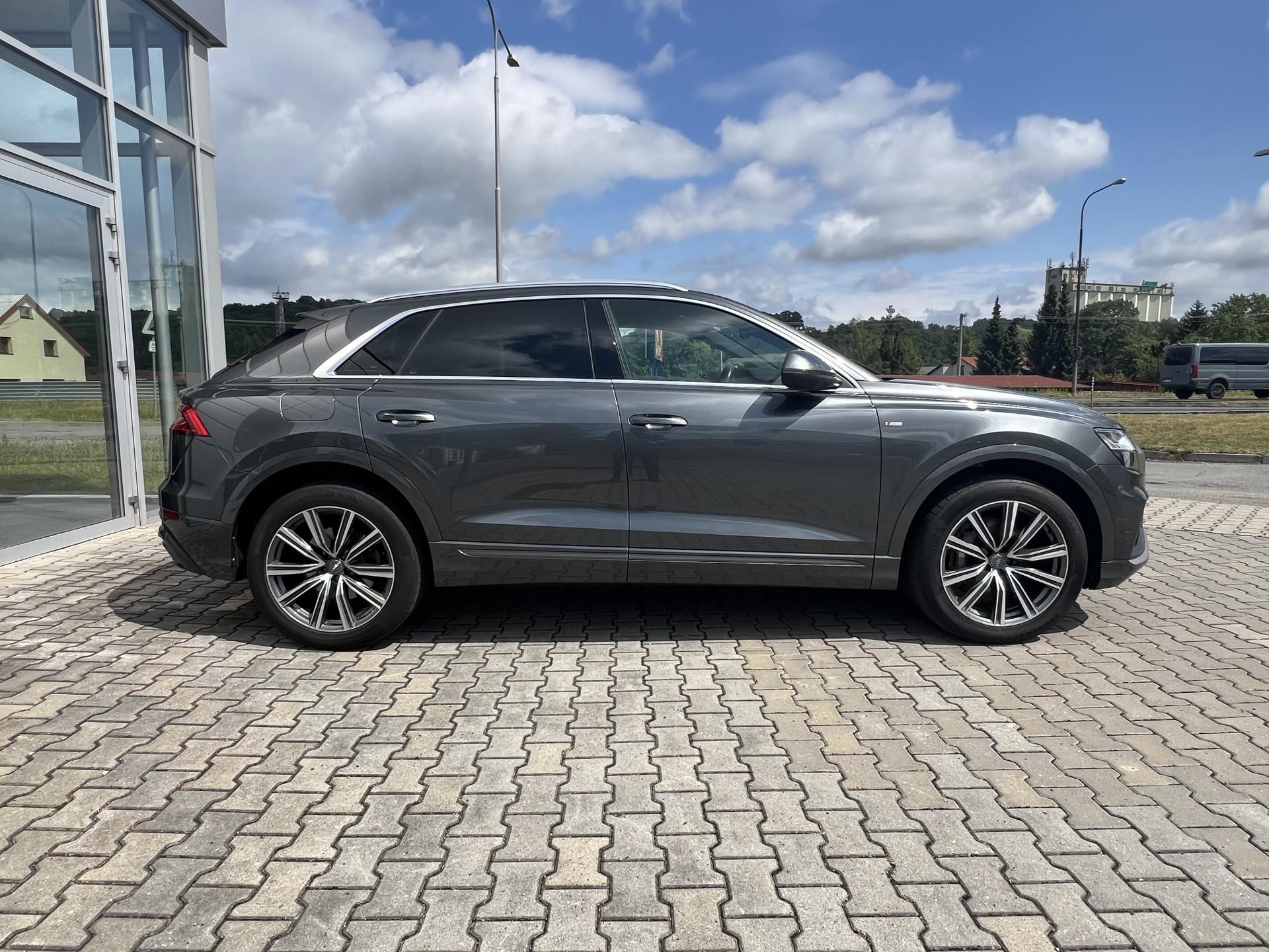 Audi Q8, 3.0TDI, quattro, S line - fotka 6