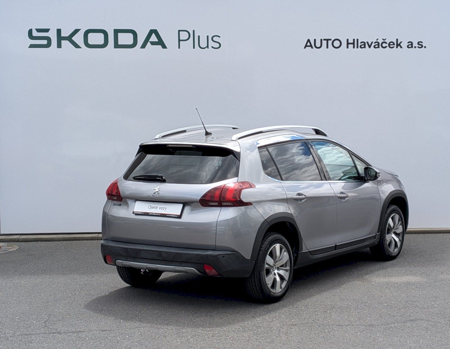 Peugeot 2008, 1,2PURE TECH 96kW - fotka 2