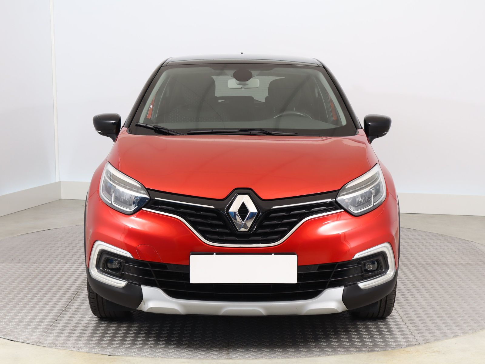 Renault Captur, 1.3 TCe, Automat, ČR,1.maj - fotka 2