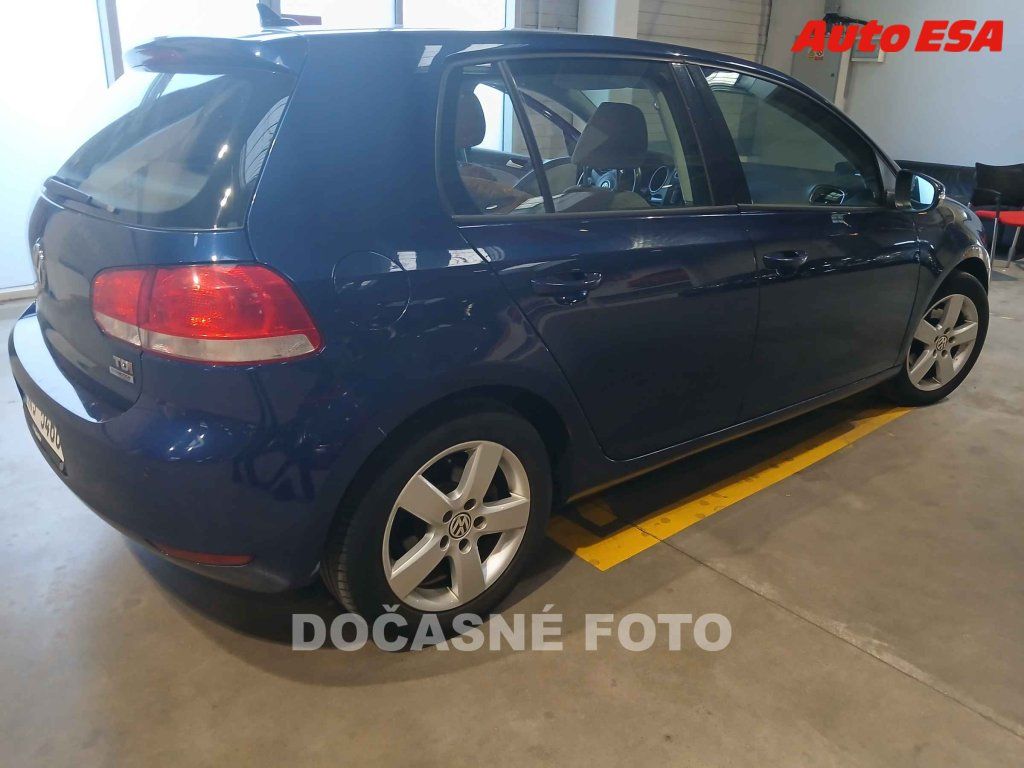 Volkswagen Golf, 1.6. - fotka 2