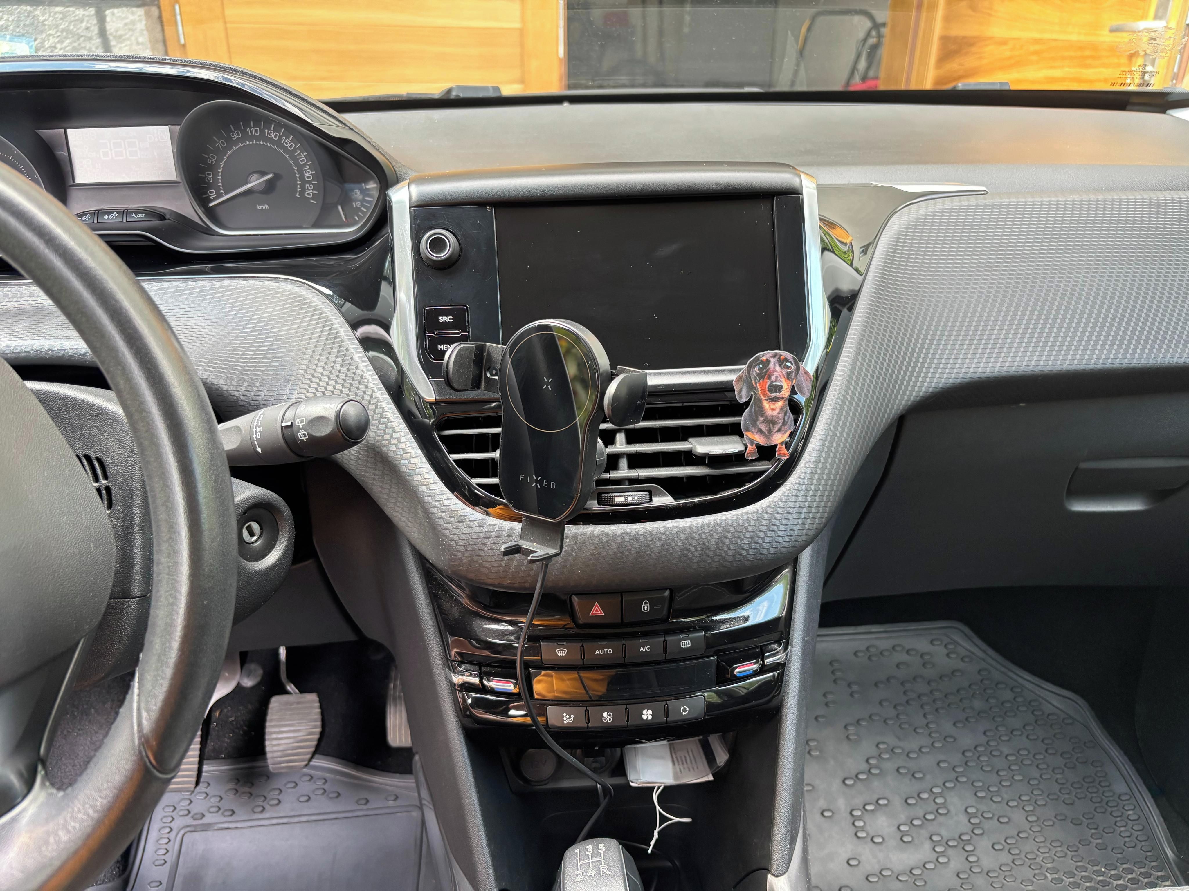 Peugeot 2008 - fotka 3
