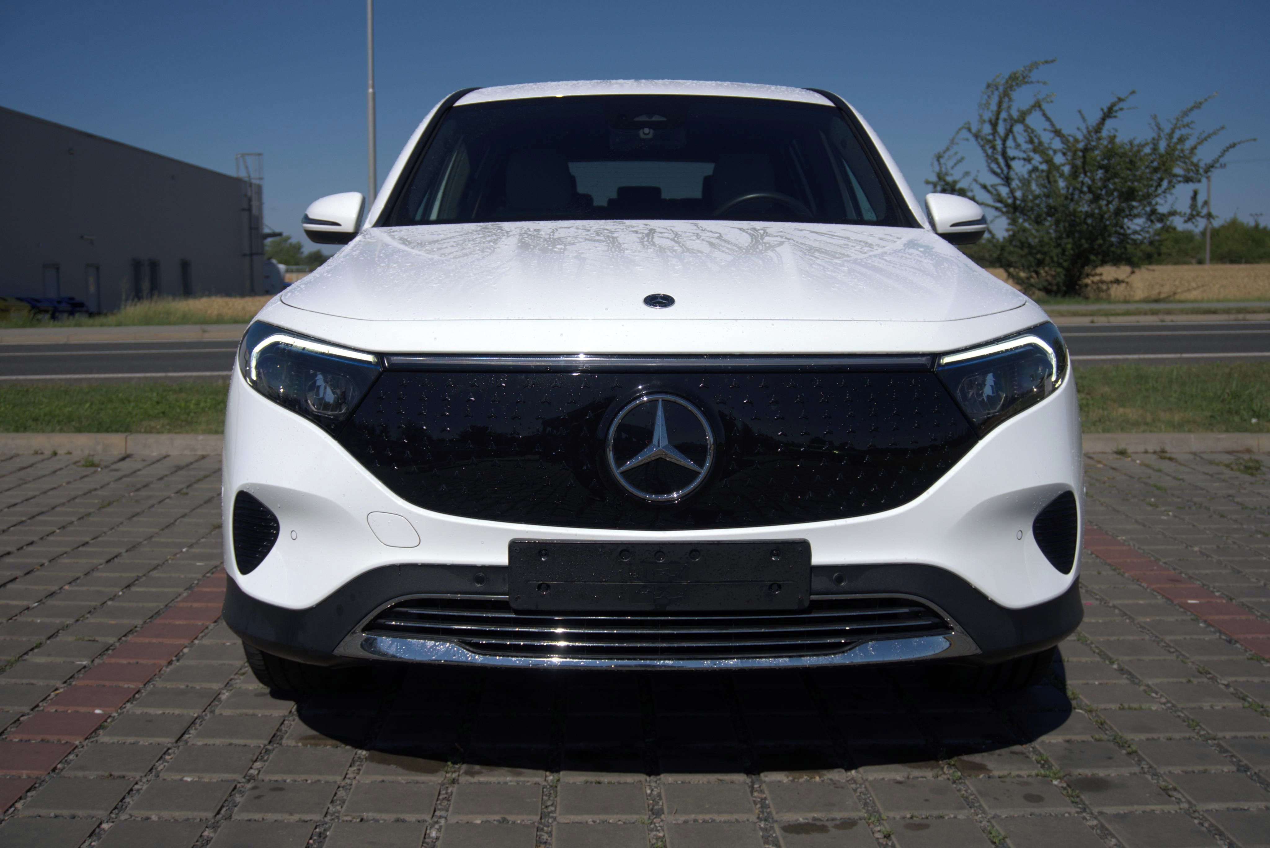Mercedes-Benz EQB, MERCEDES EQB 300 4M - fotka 3