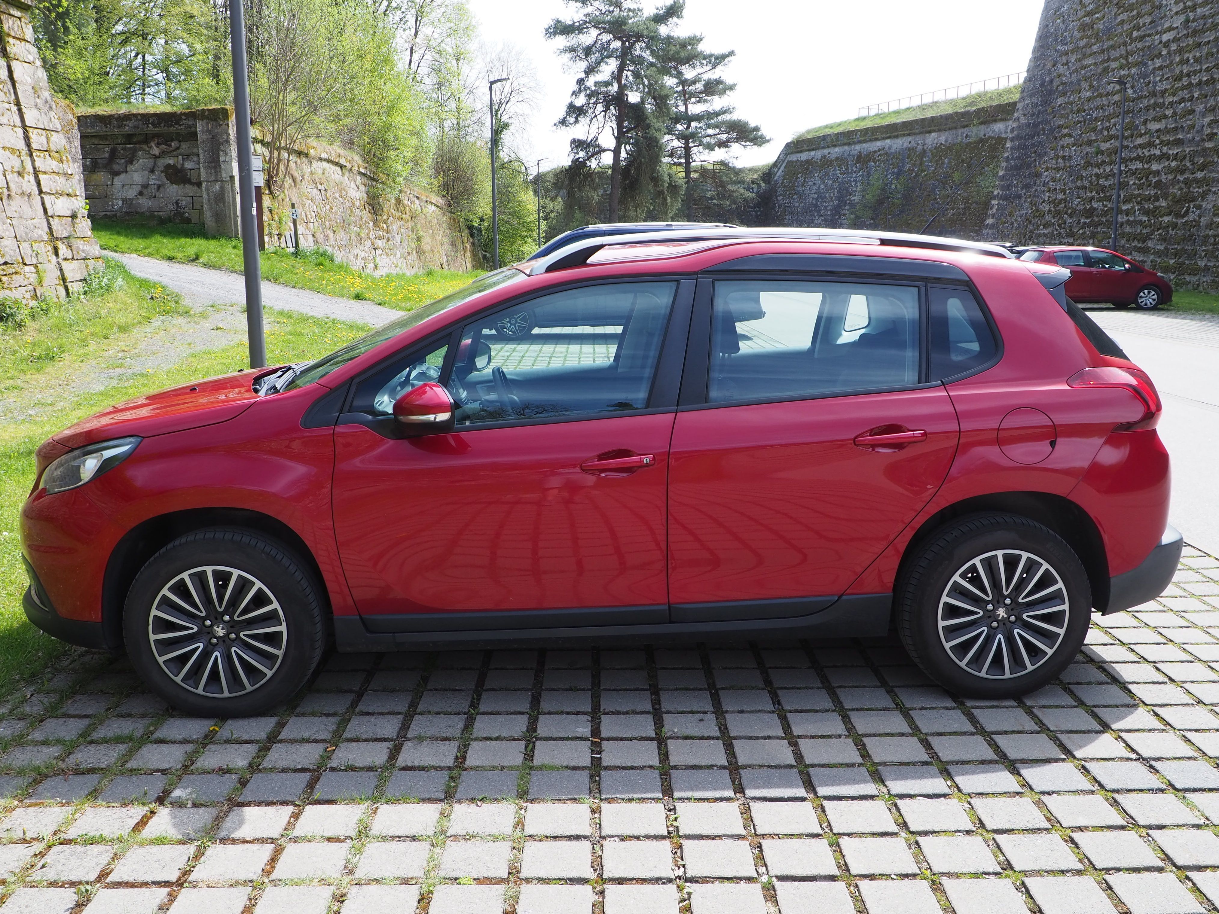 Peugeot 2008 - fotka 6