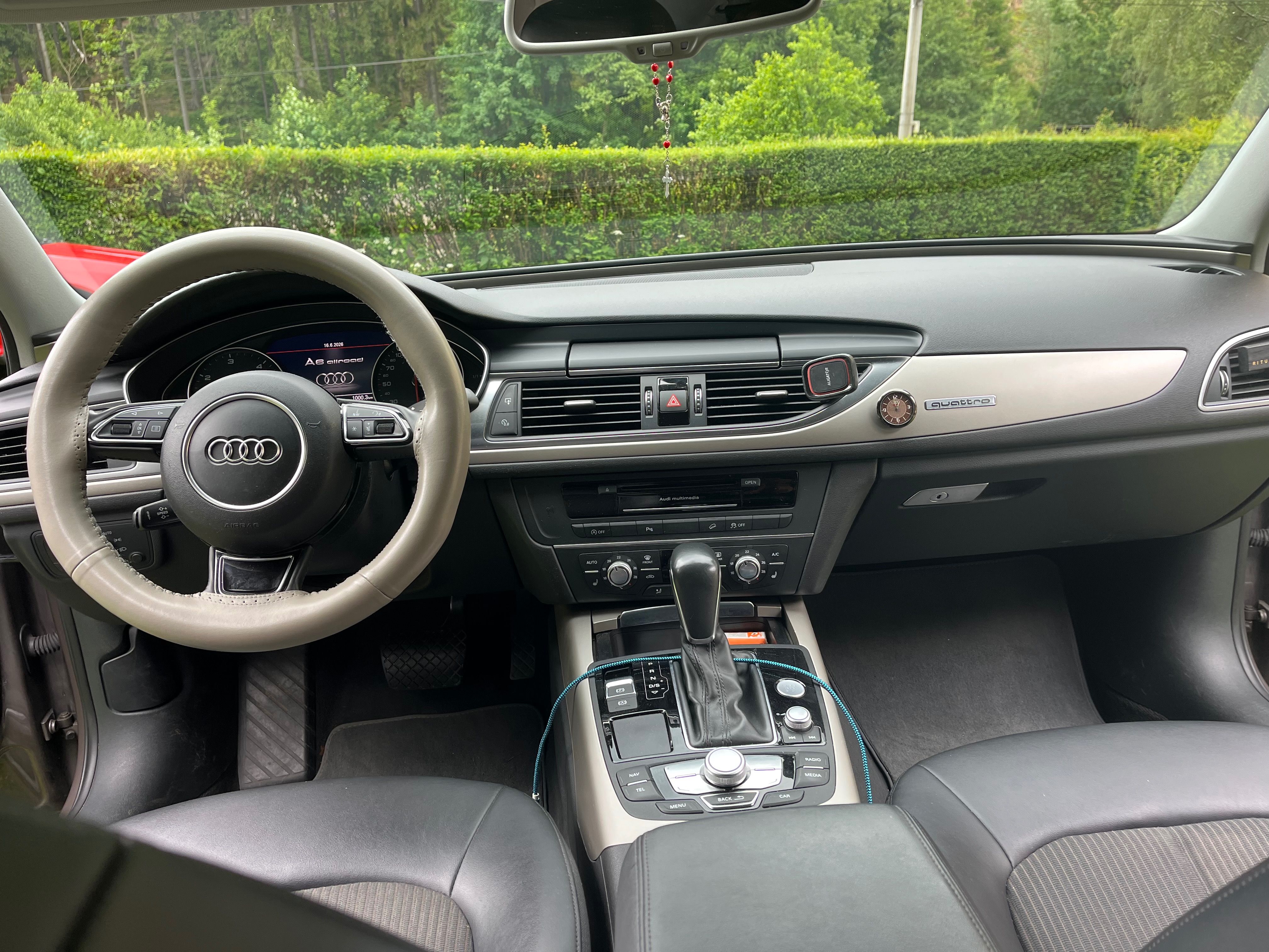 Audi A6 allroad, 3,0 servisováno - fotka 4