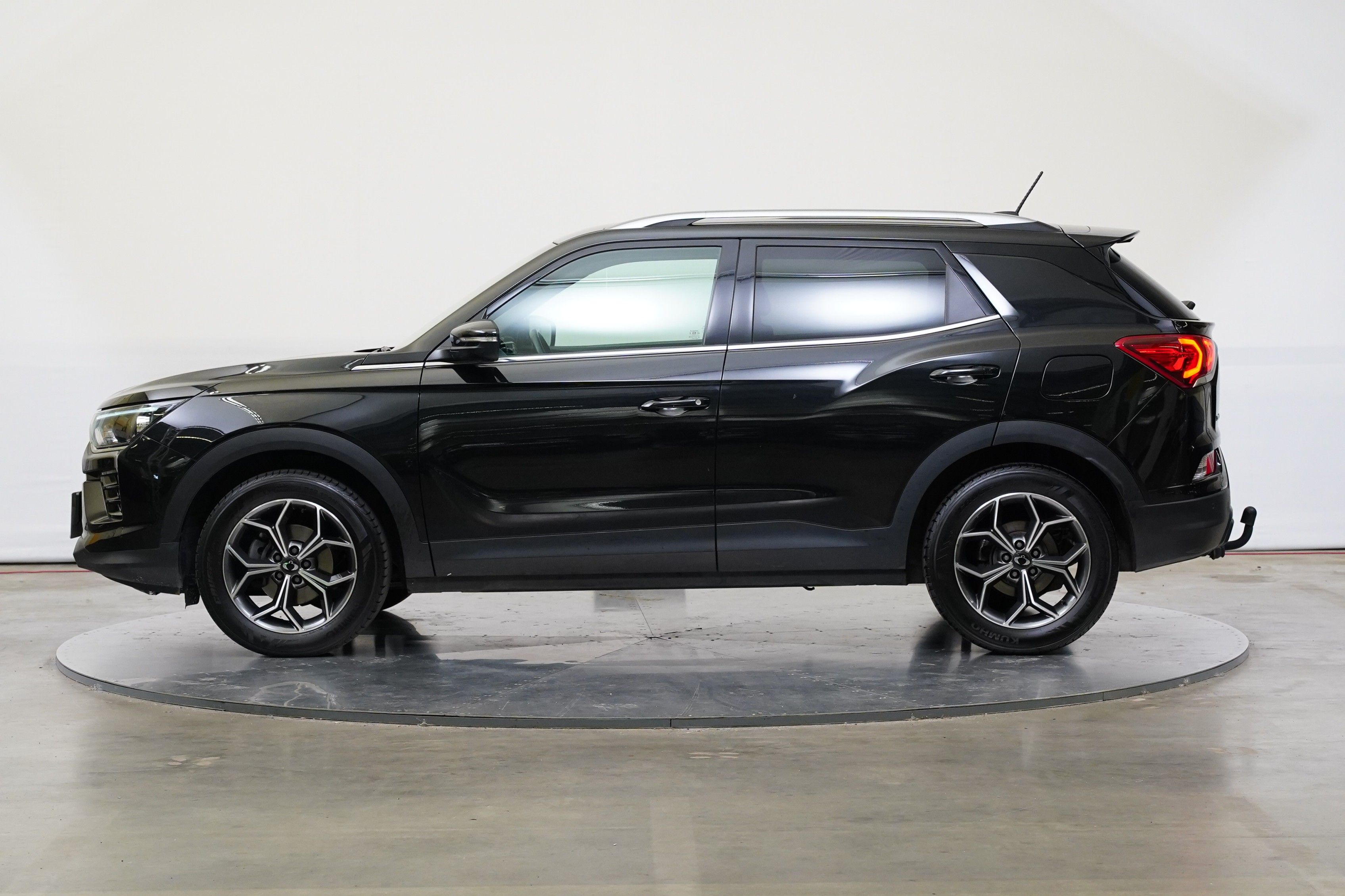 SsangYong Korando, 1.5 Turbo e-XG 120 kW - fotka 3