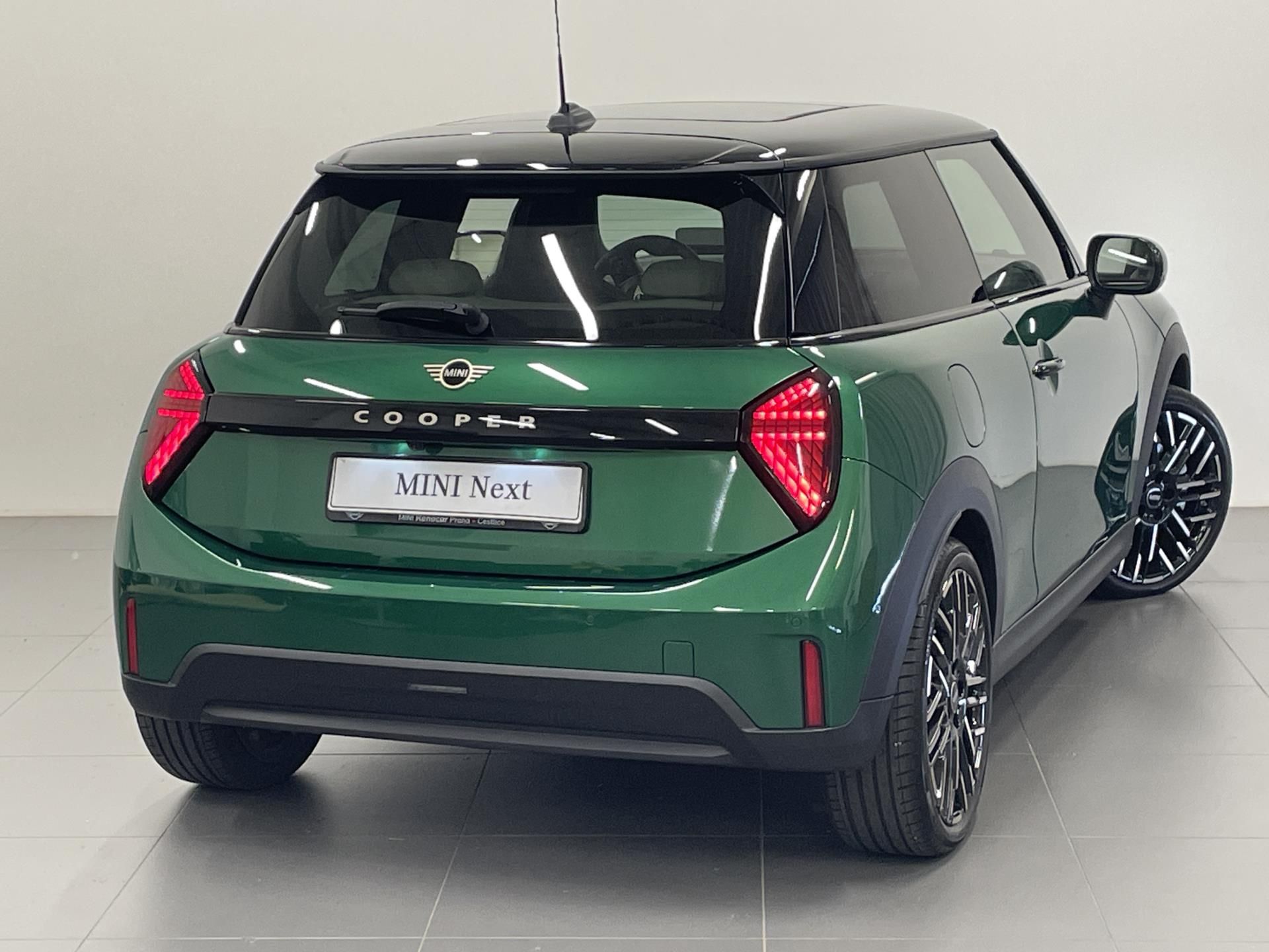 Mini Cooper, Cooper C,1. Majitel,MINI NEXT - fotka 2