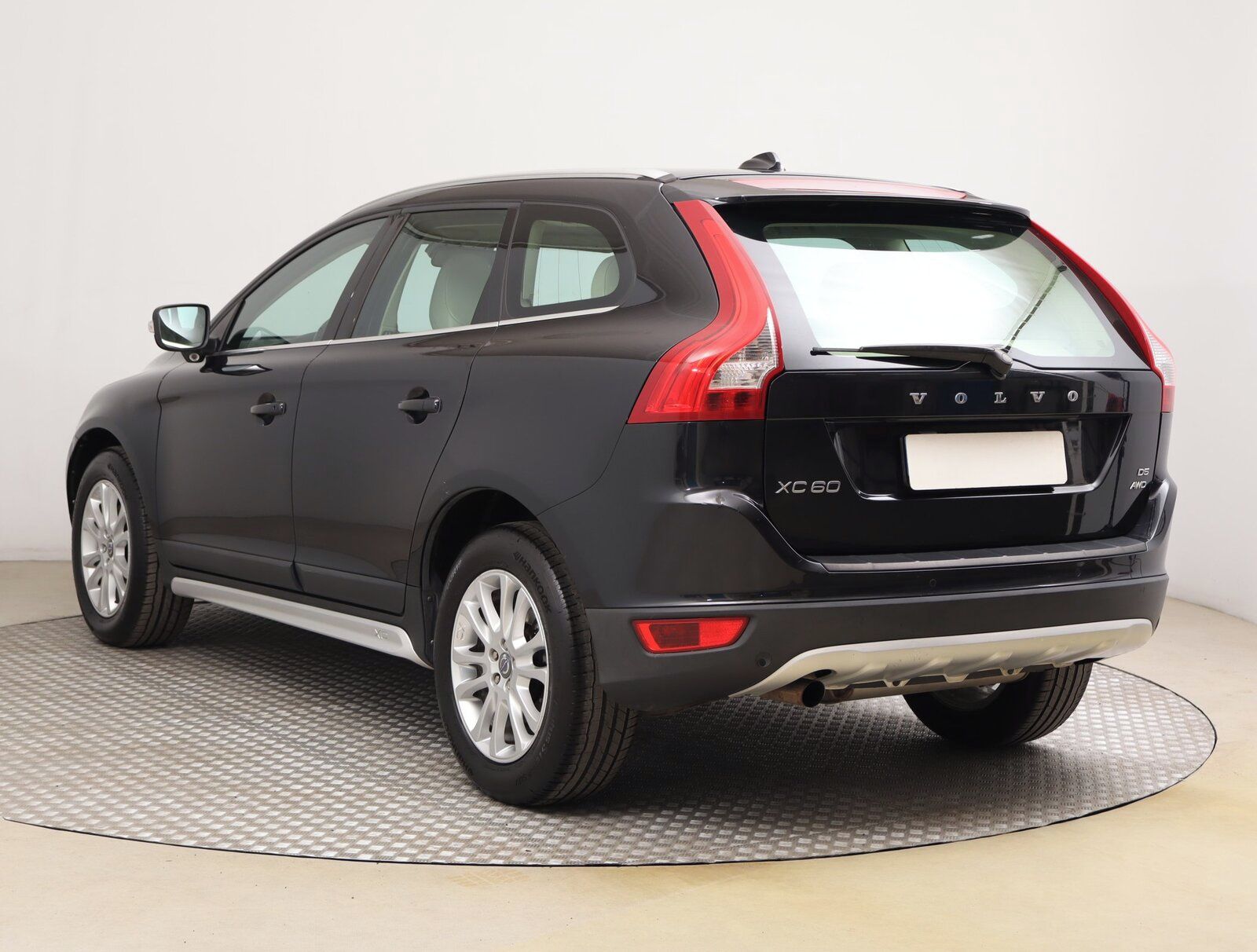 Volvo XC60, D5, 4X4, Serv.kniha - fotka 4