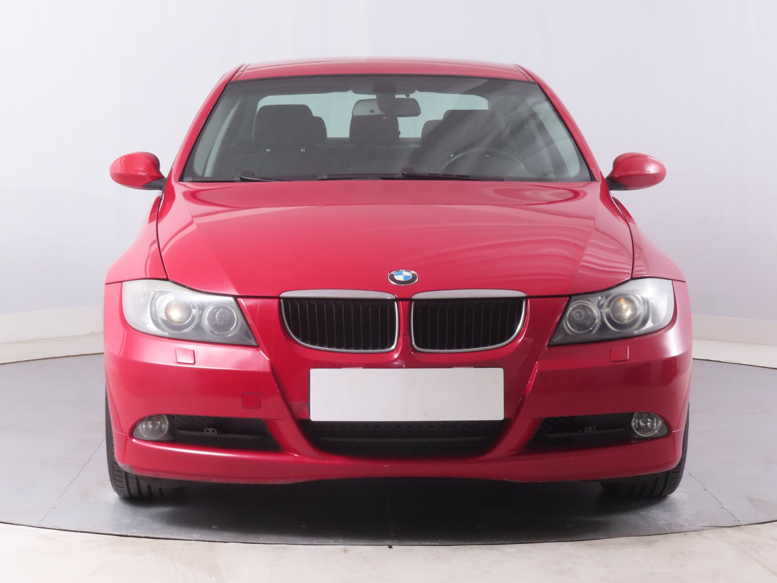 BMW Řada 3, 318 d, Xenony - fotka 2