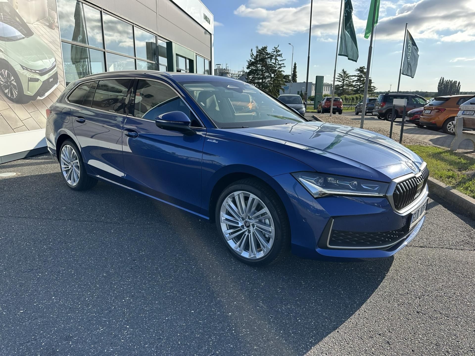 Škoda Superb, Laurin a Klement, iV - fotka 3