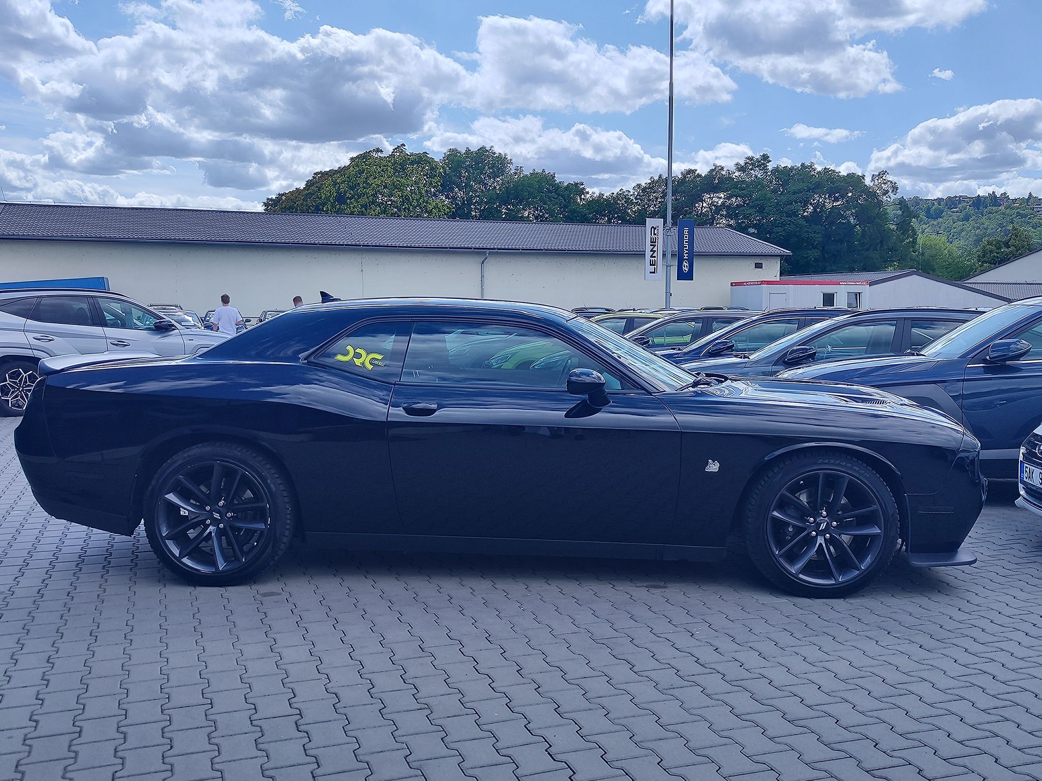 Dodge Challenger, 6.4 HEMI/357kW SCAT PACK - fotka 4
