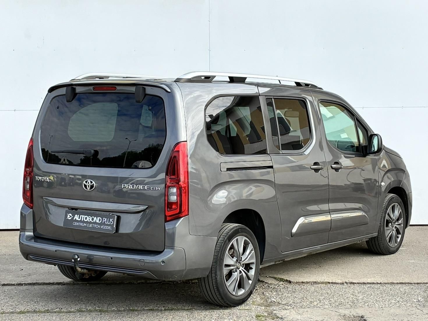 Toyota Proace City, 1.2T 130k L2 Family - fotka 2
