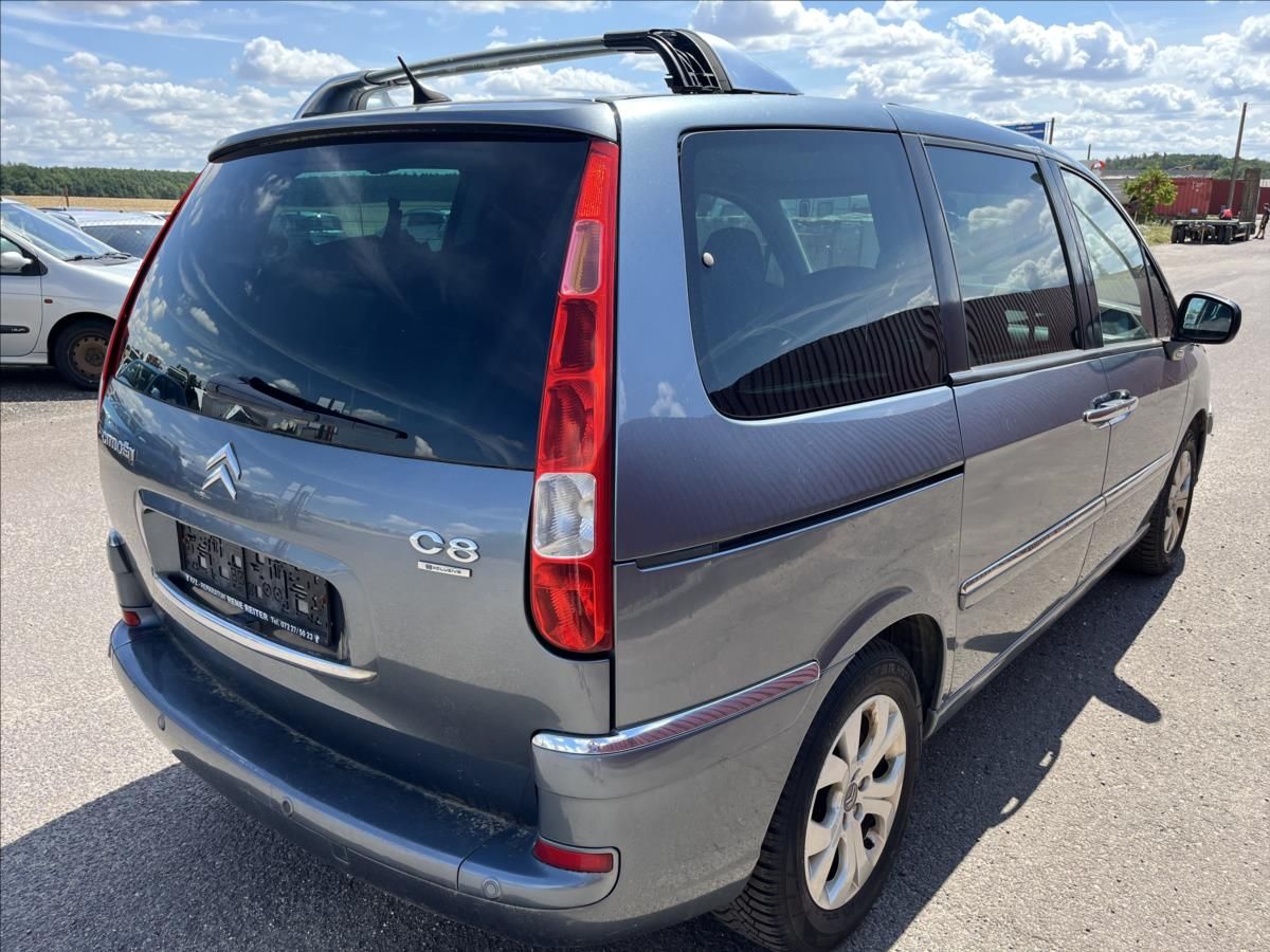 Citroën C8, 2,0 HDi 8.MÍST 2xKOLA STK 7/28 - fotka 6