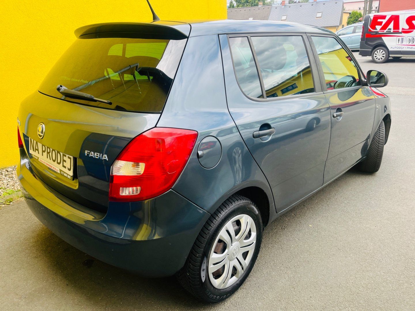 Škoda Fabia, 1.4 16V 63 kW NAJETO 63 TIS KM - fotka 6